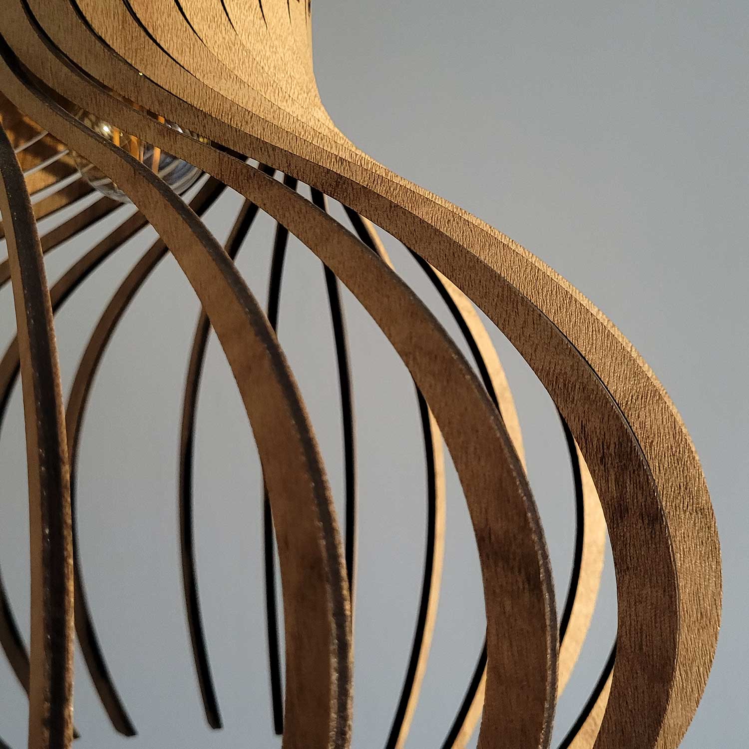 Rinoz - Suspension en bois design cage artisanal