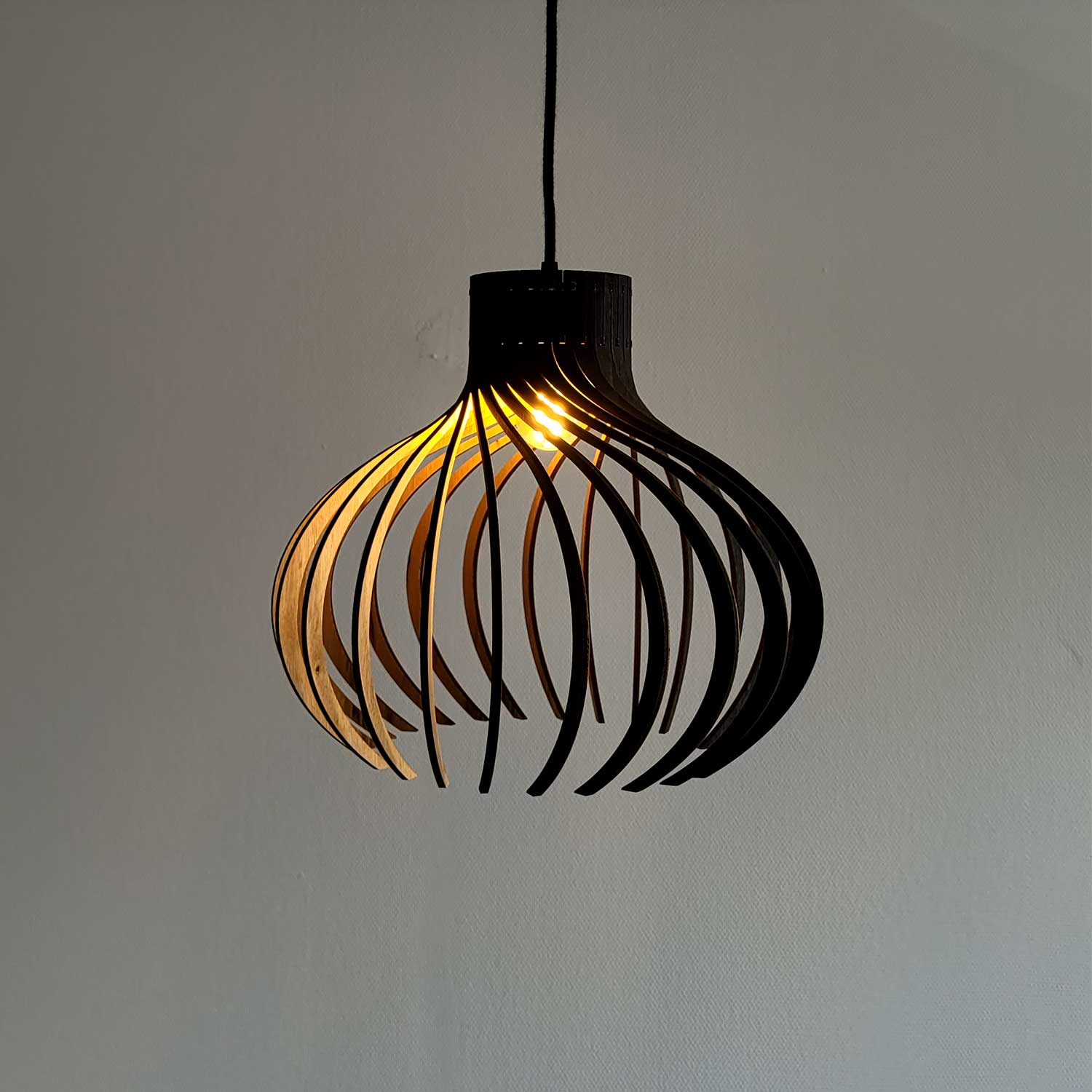 Rinoz - Suspension en bois design cage artisanal