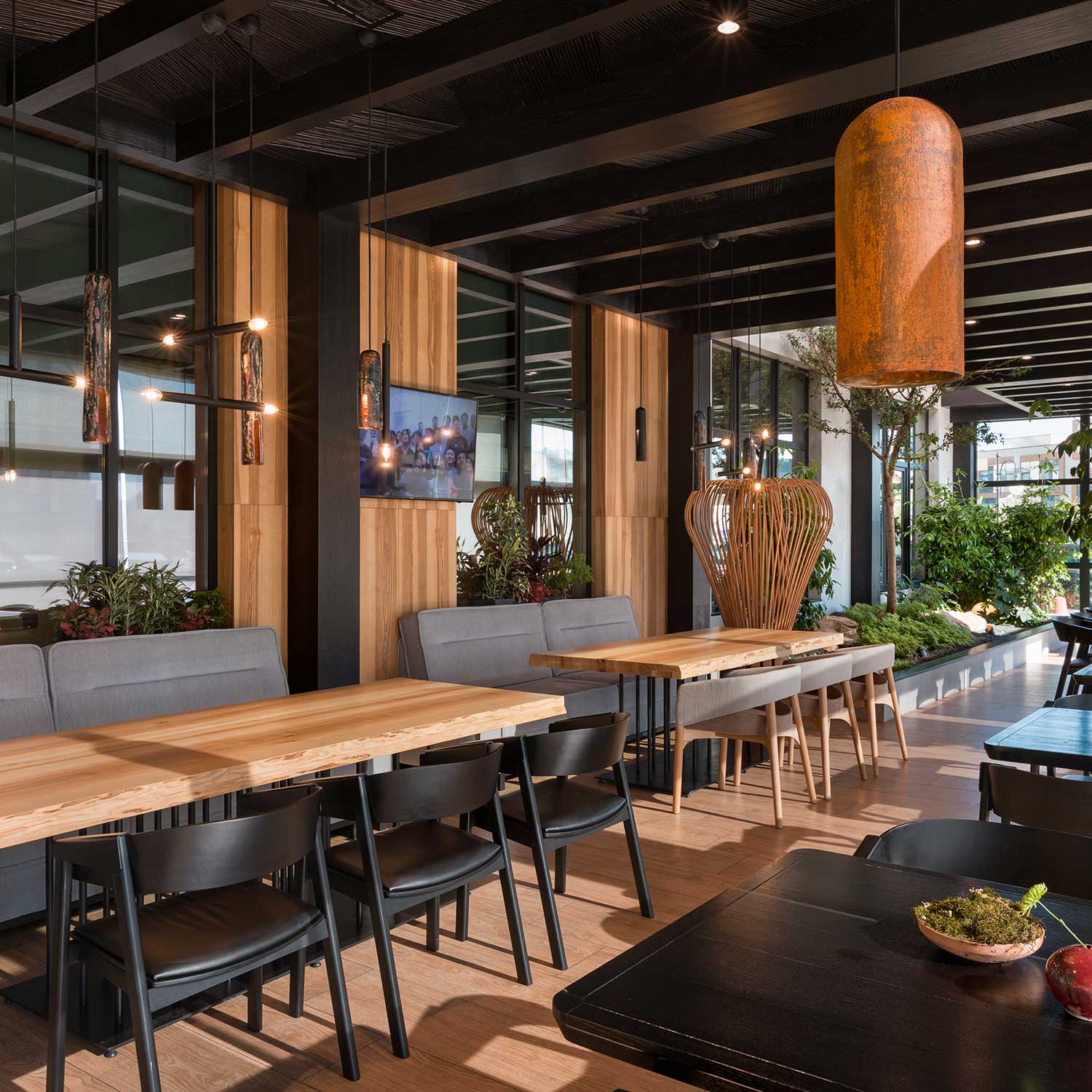 RUNA - Cylindrical ceramic chandelier for modern kitchen