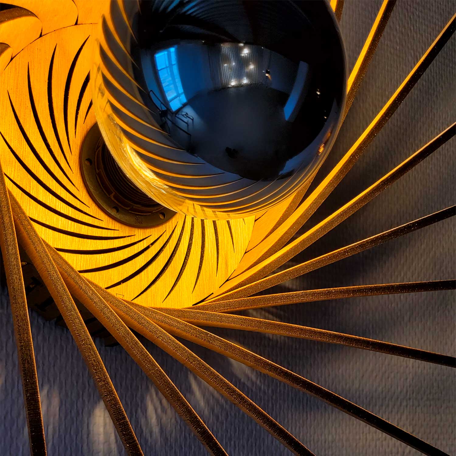 Sanpedro - Applique murale spirale en bois naturel fait-main