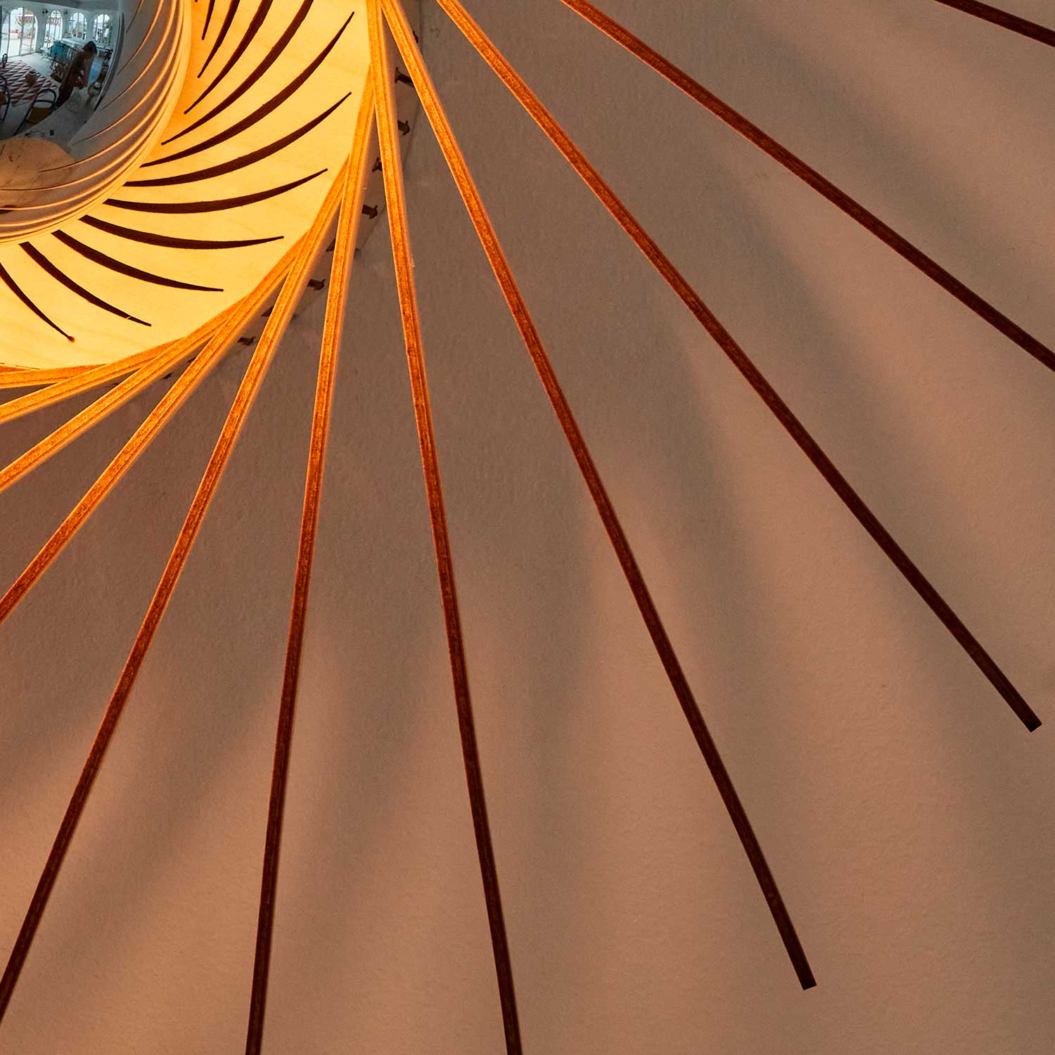 Sanpedro - Applique murale spirale en bois naturel fait-main