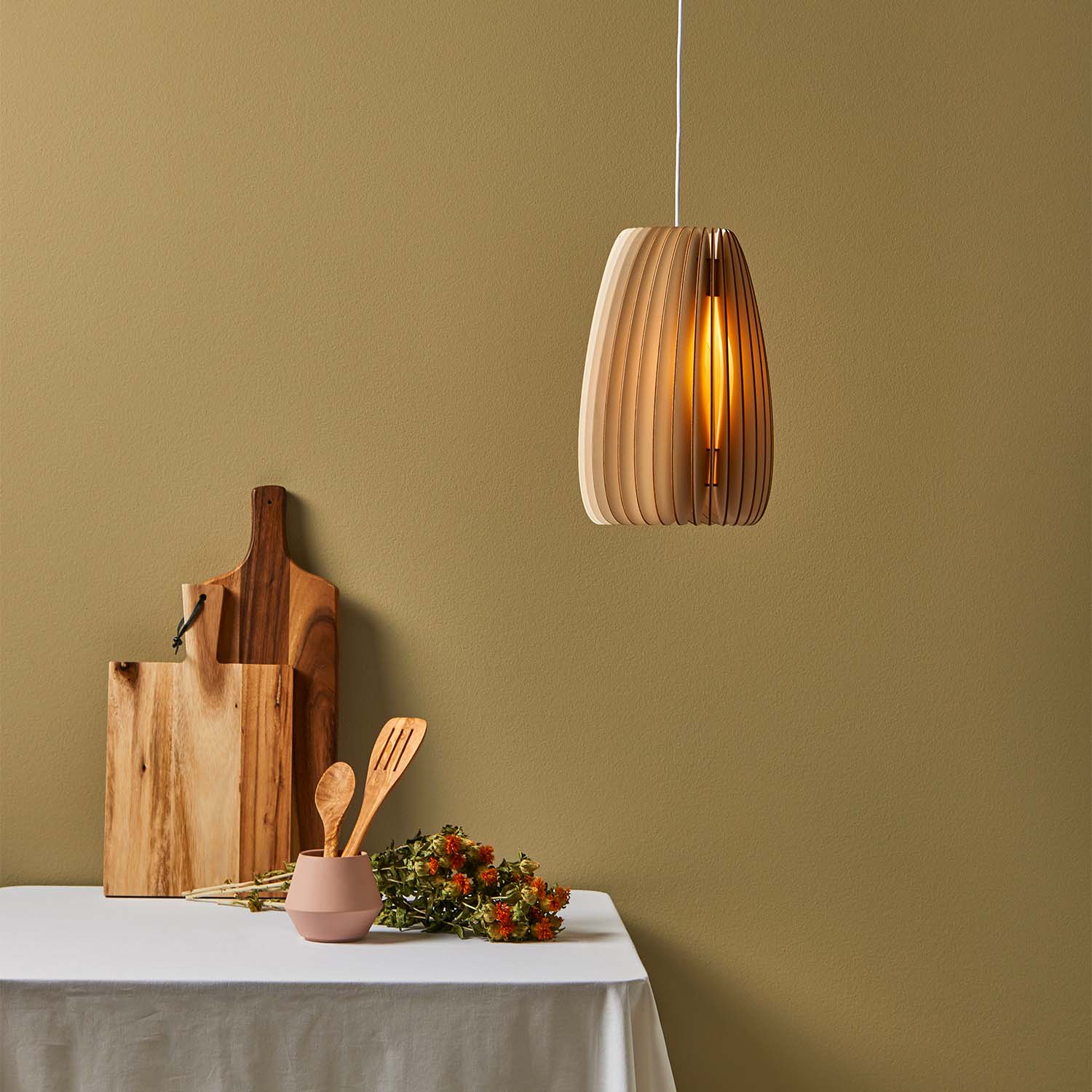 SERIE A SECUNDUM - Lámpara de techo en láminas de madera de álamo temblón escandinavo
