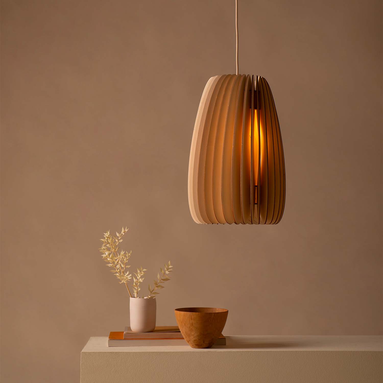 SERIE A SECUNDUM - Lámpara de techo en láminas de madera de álamo temblón escandinavo