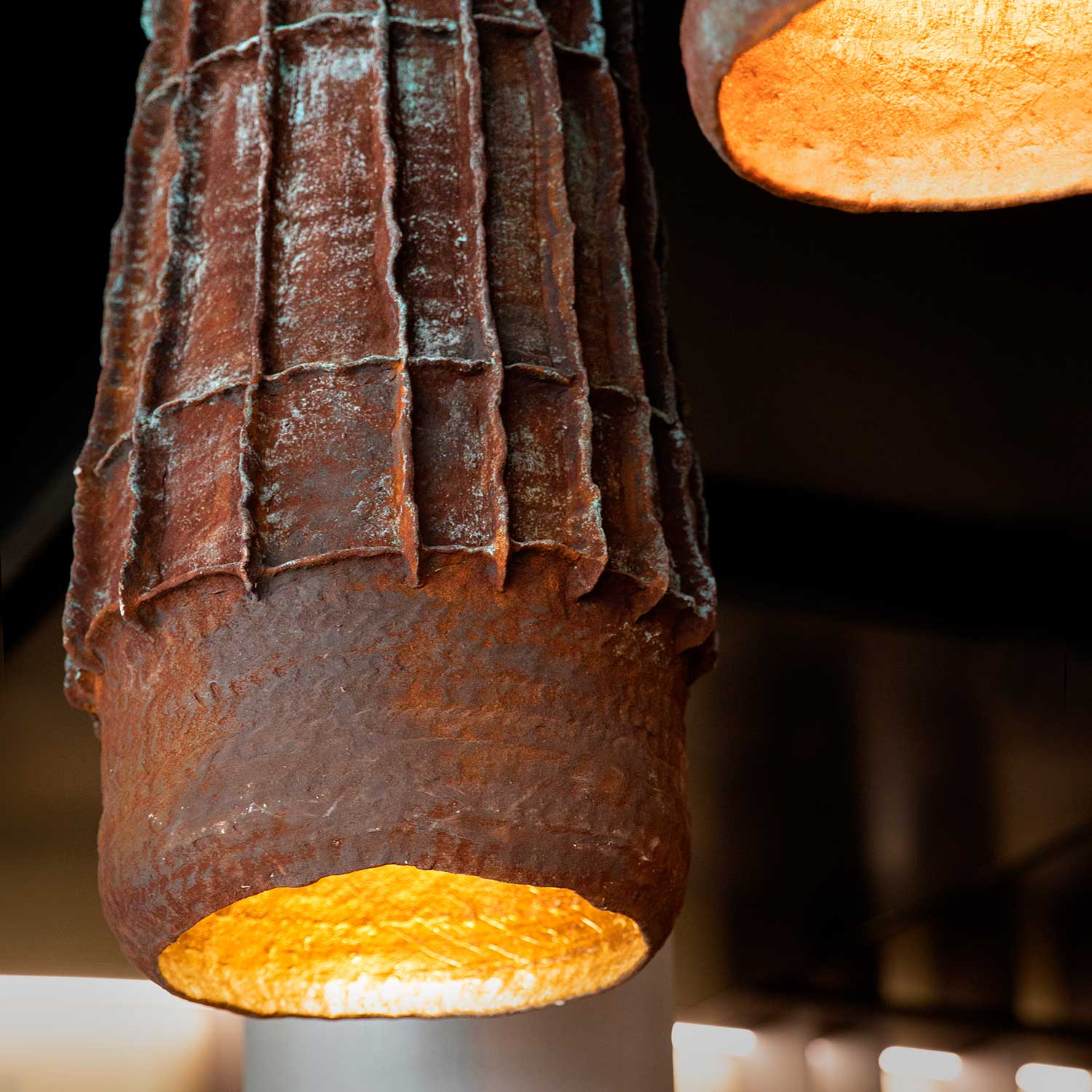 SITKA - Hängelampe im industriellen Stil aus Keramik