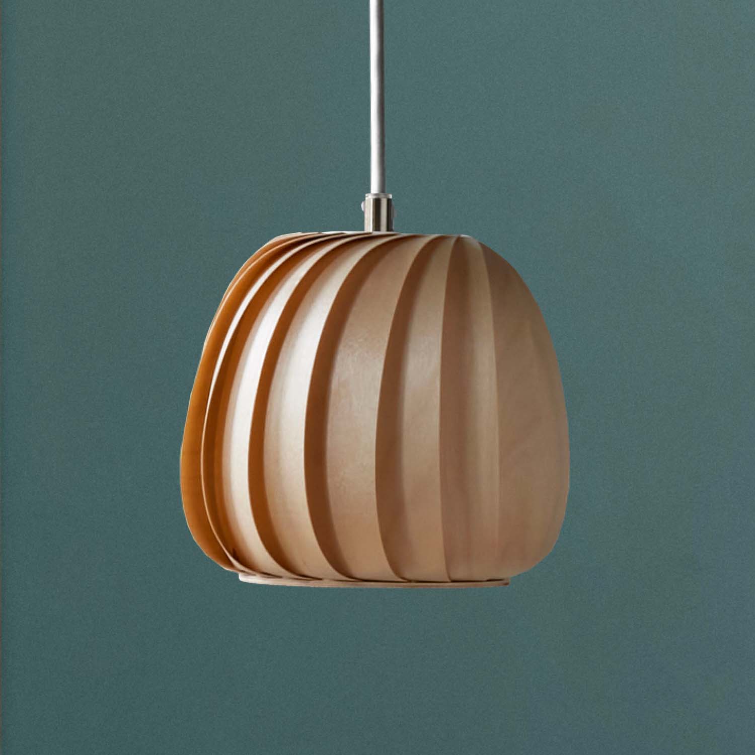 ST906 - Round pendant light in wooden or paper slats