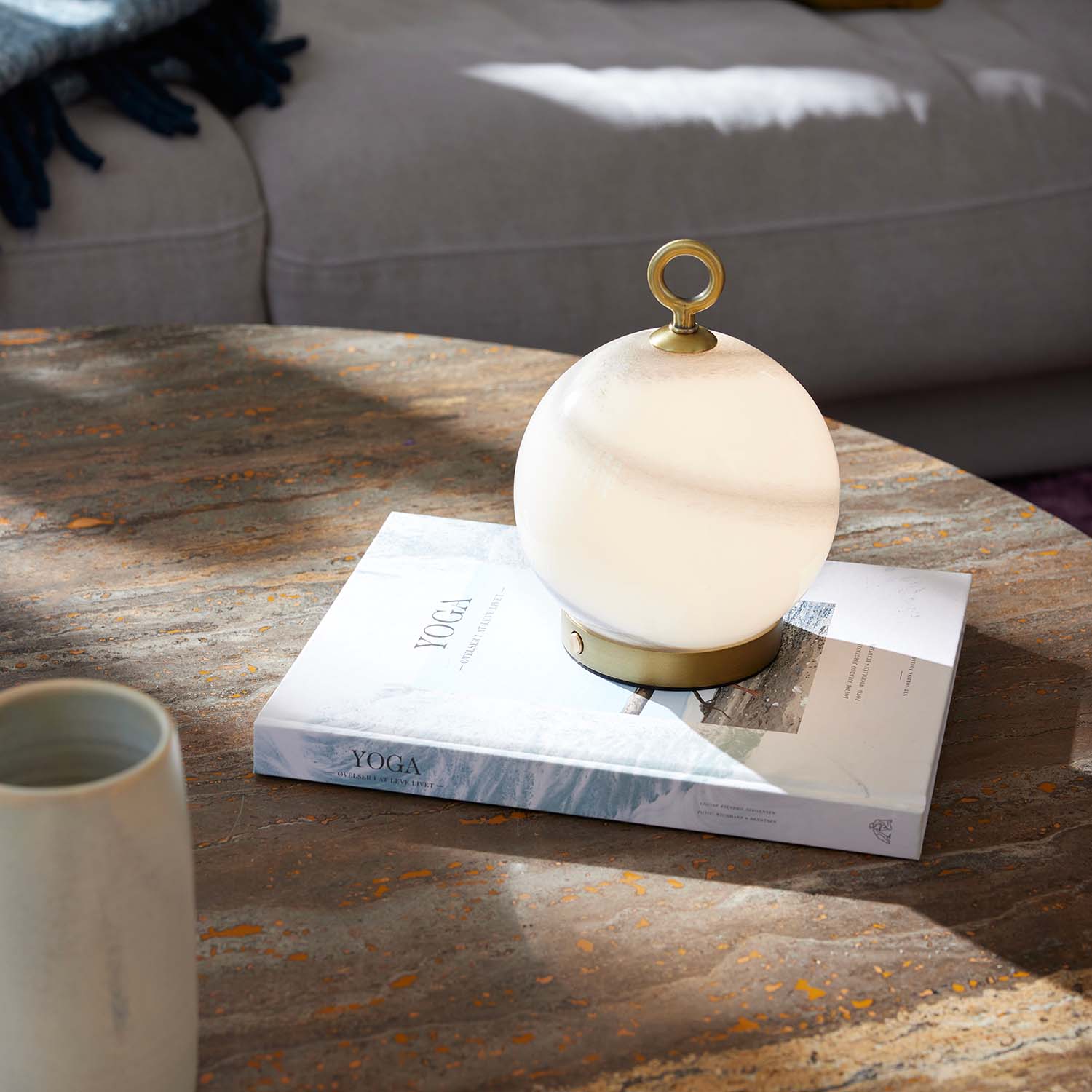 STOCKHOLM - Lampe rechargeable en verre effet marbre