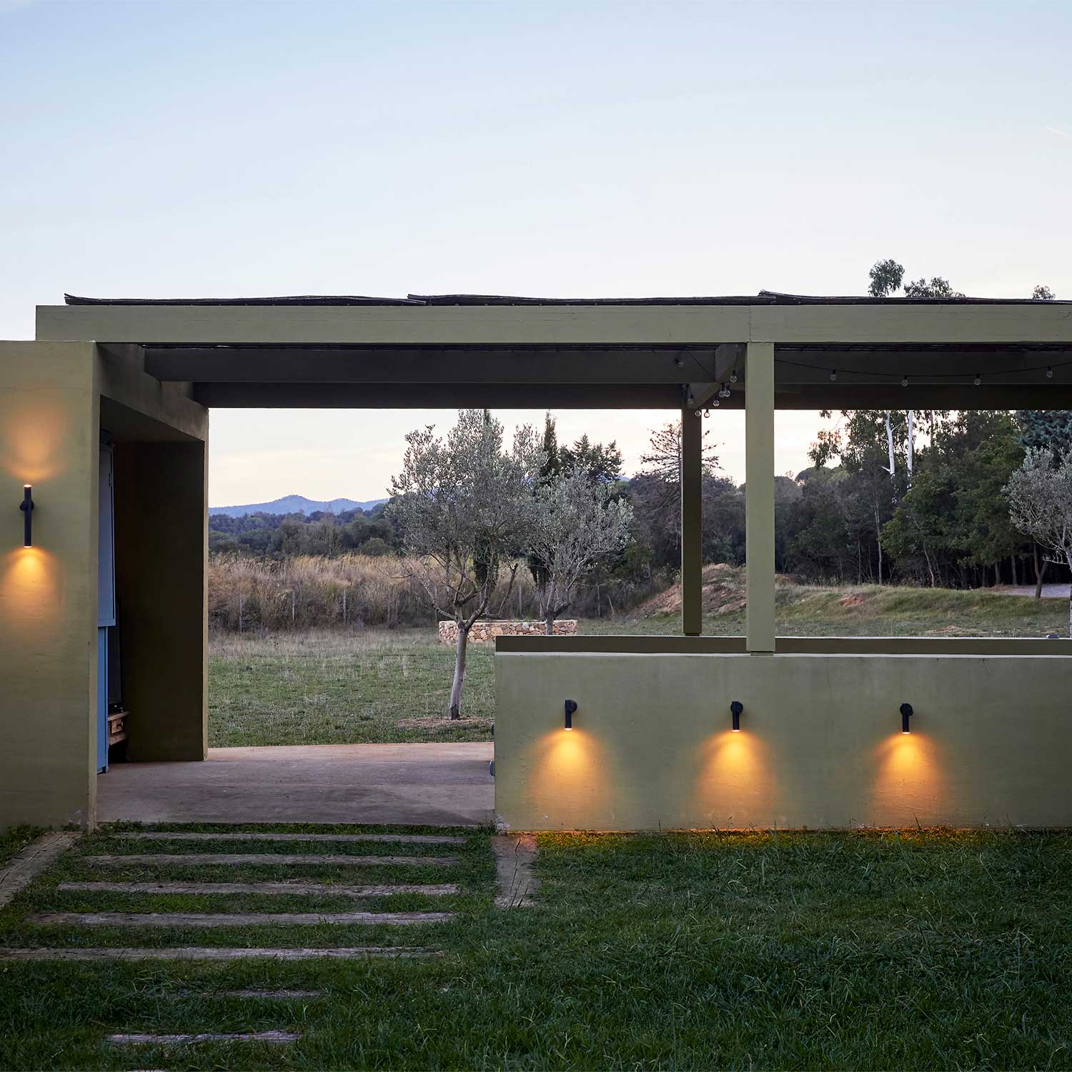 Tik - Aplique de pared led exterior diseño minimalista