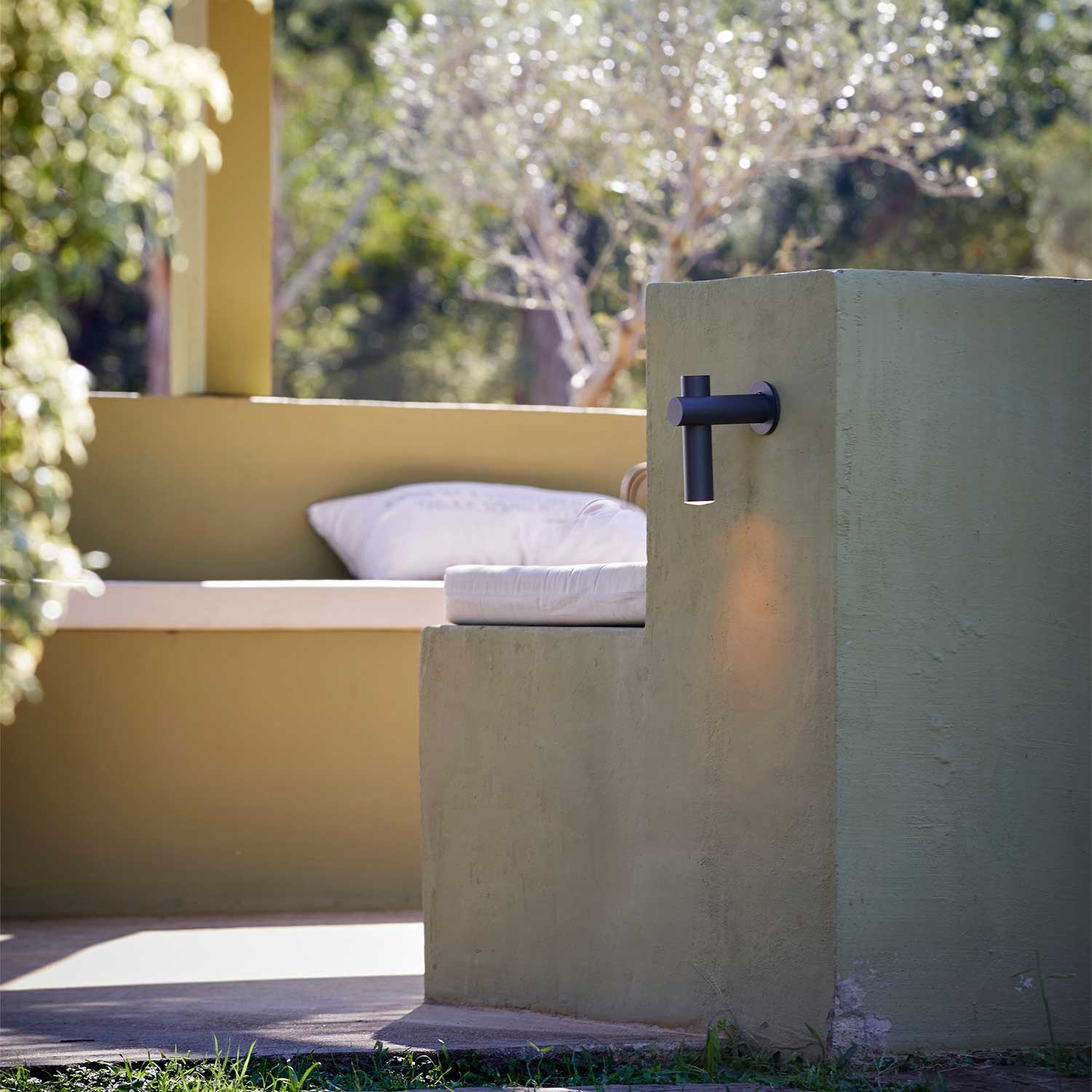 Tik - LED Außenwandleuchte minimalistisches Design