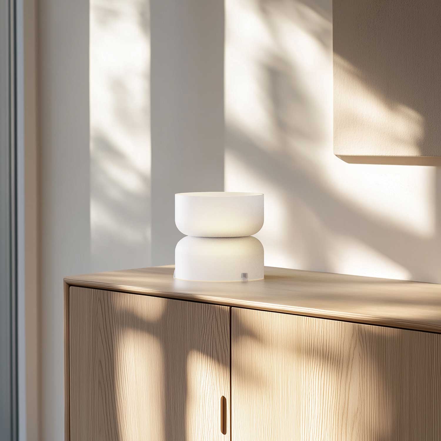 Totem Mini - Zeitgenössische LED-Tischleuchte aus Glas mit Design