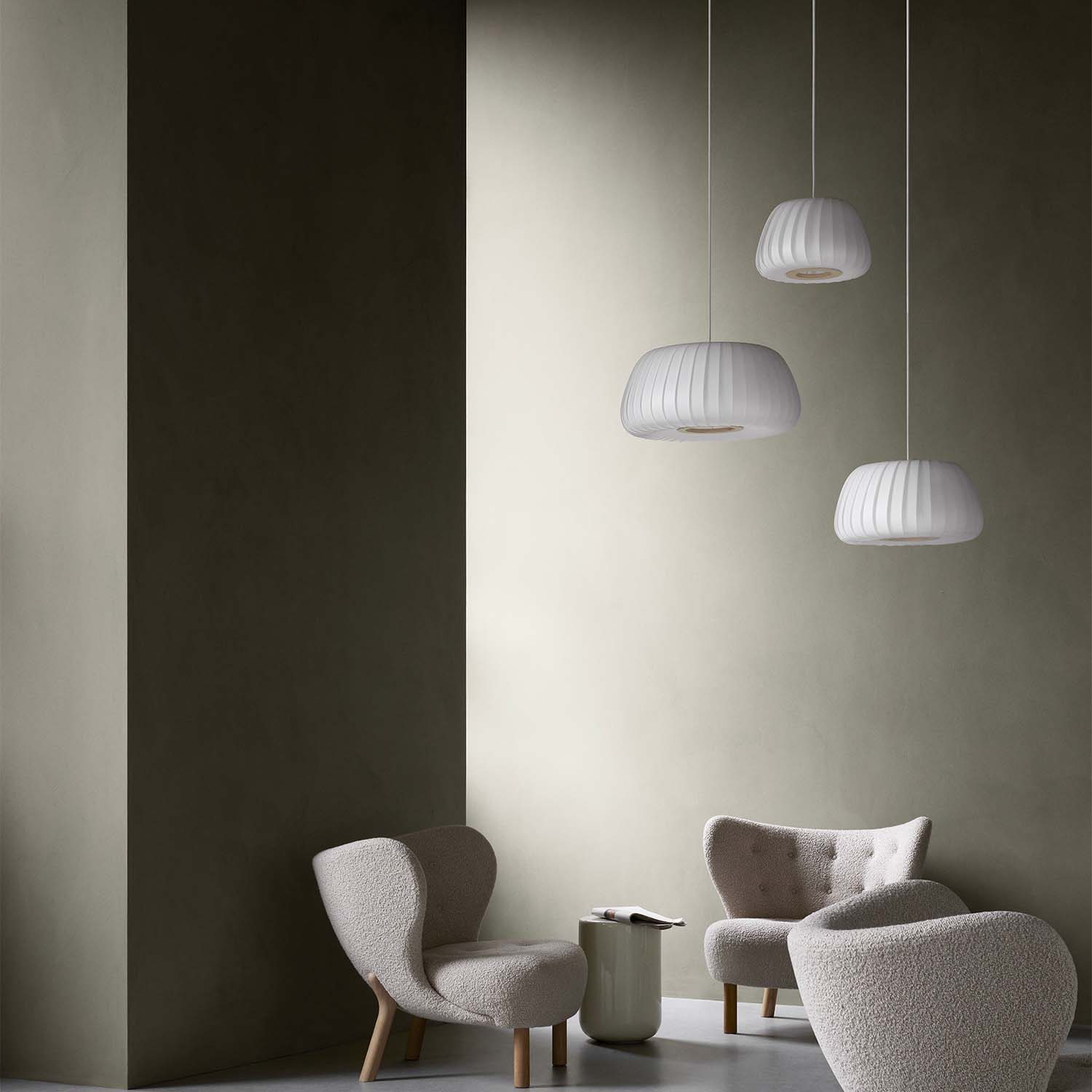 TR19 - Suspension ronde en lamelles torsadées moderne