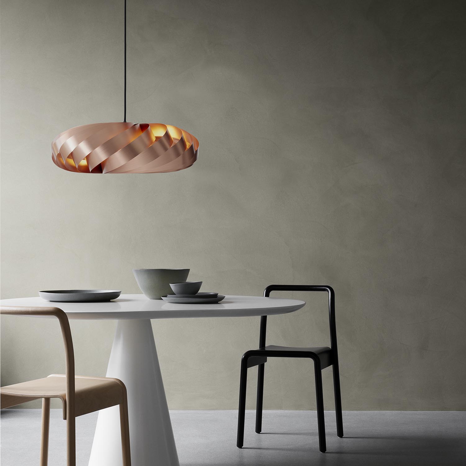 TR5 - Sospensione in lamelle torsadate design moderno