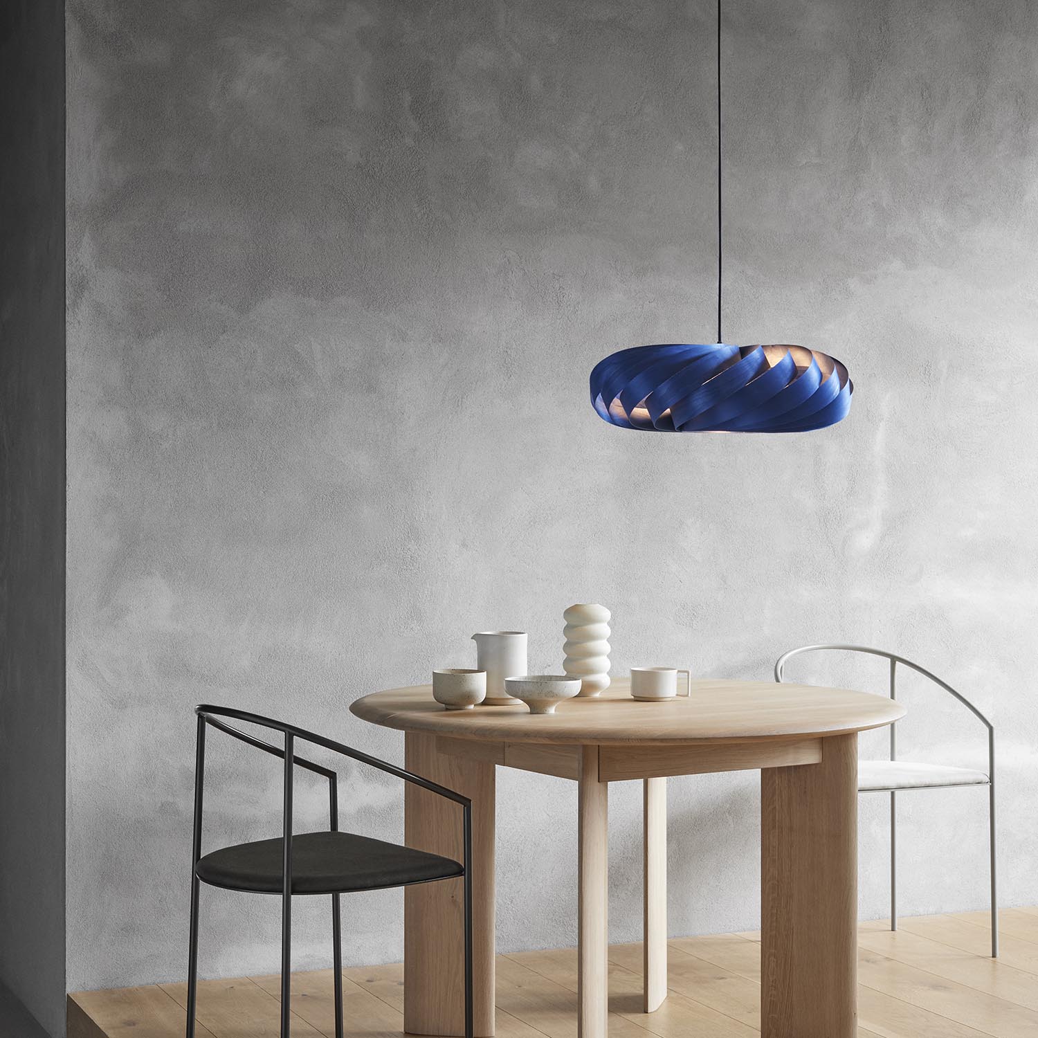 TR5 - Sospensione in lamelle torsadate design moderno