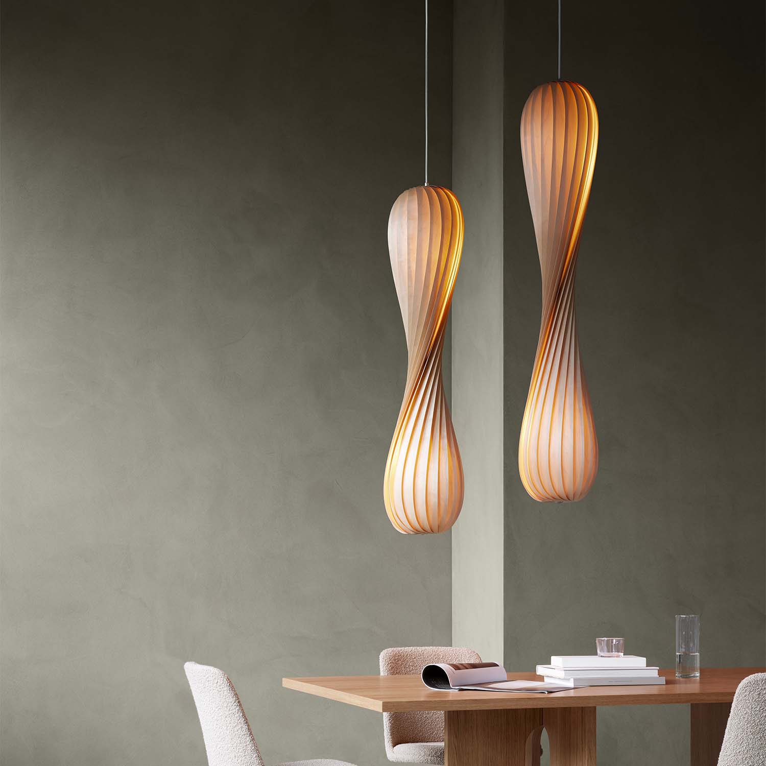 TR7 - Sospensione in lamelle di legno torsate design