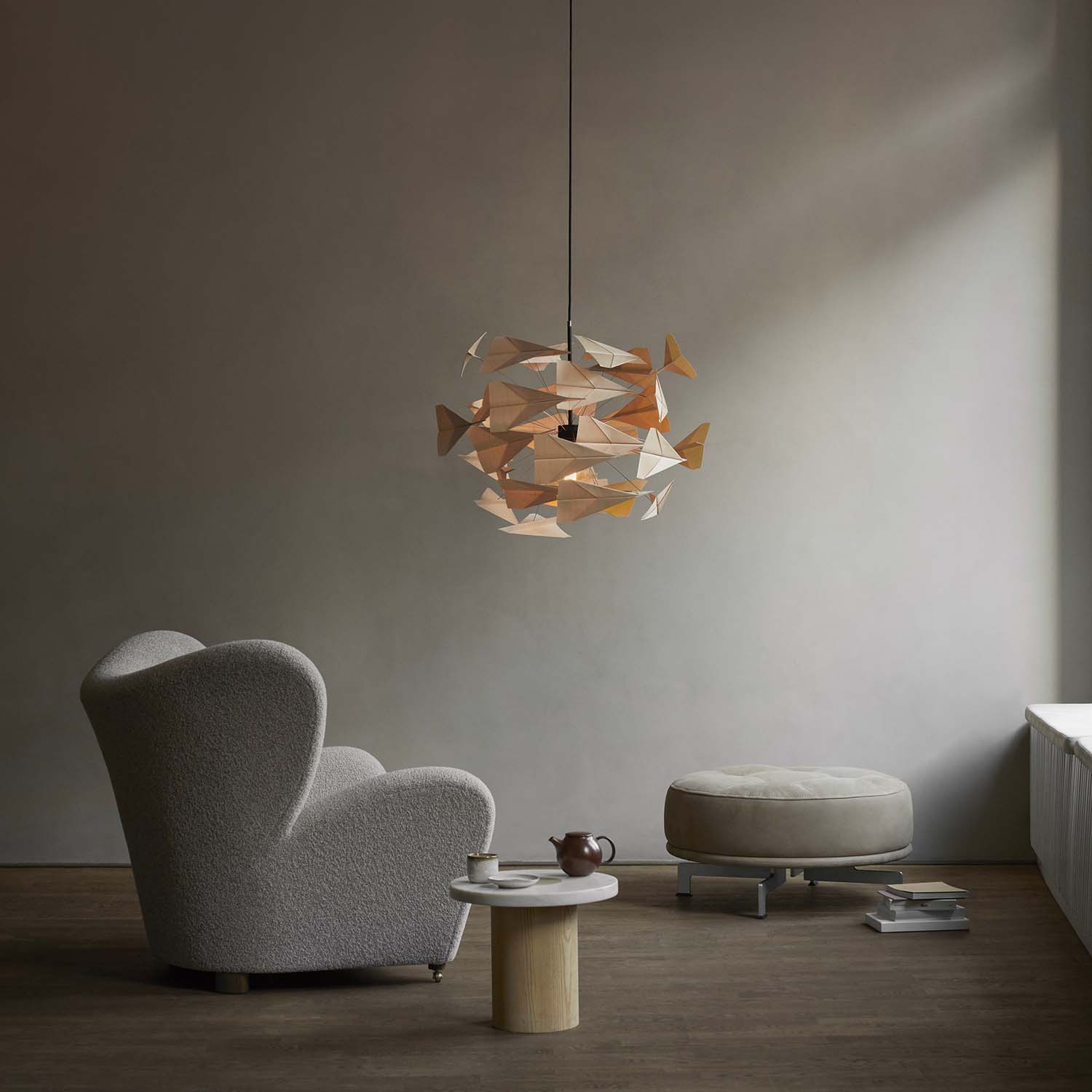 TR747 - Wooden pendant light in the shape of folded paper airplanes