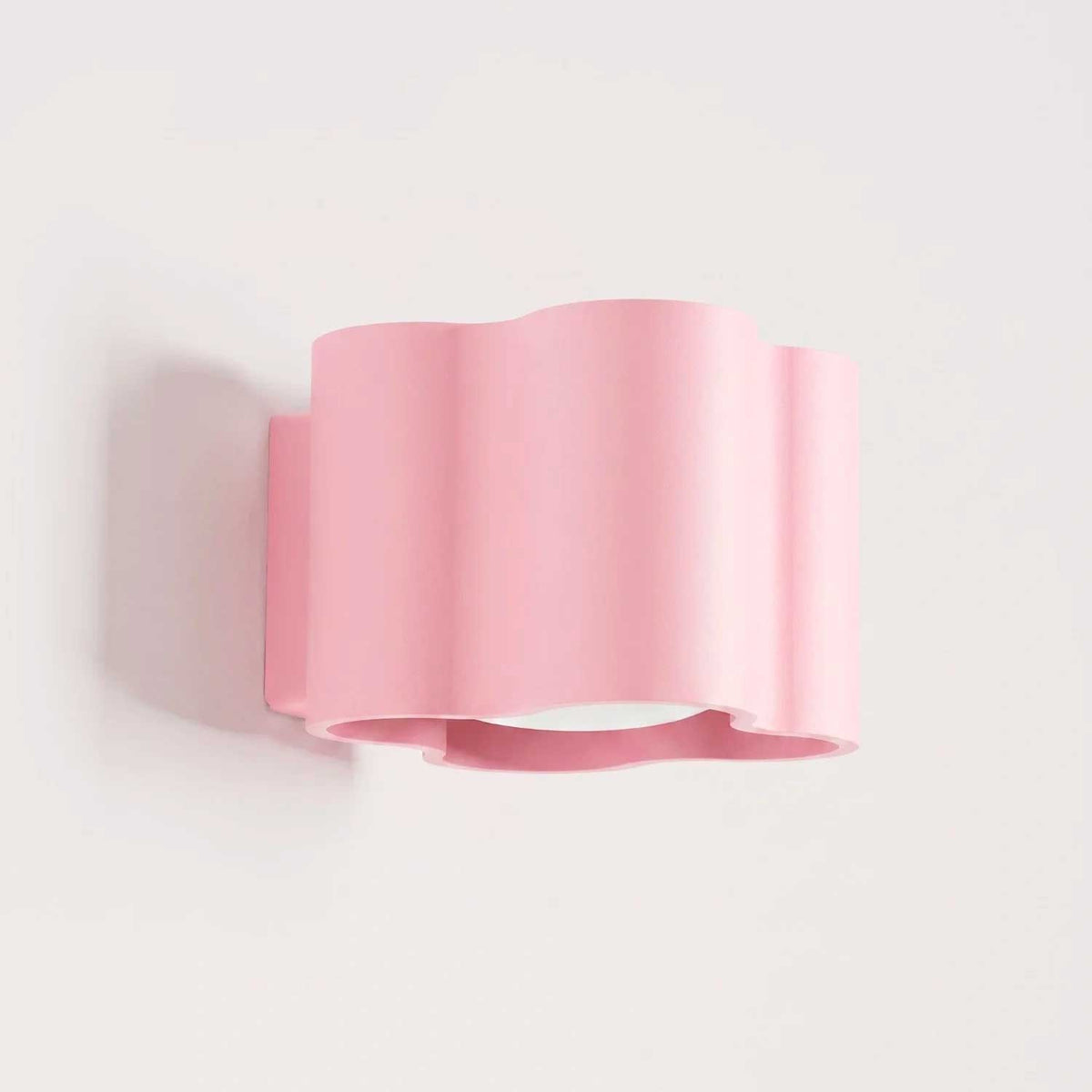 Tulipe - Applique murale en aluminium mat aux contours ondulés, style contemporain