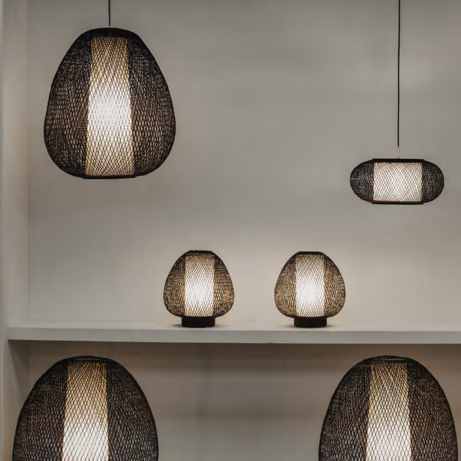 TWIGGY AL - Round pendant light in beige or brown woven bamboo