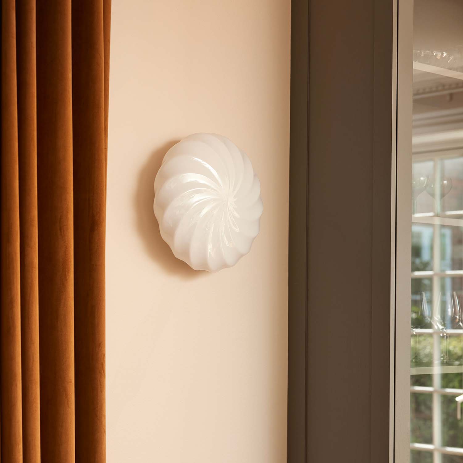 TWIST - Aplique de pared redondo de vidrio para dormitorio de diseño