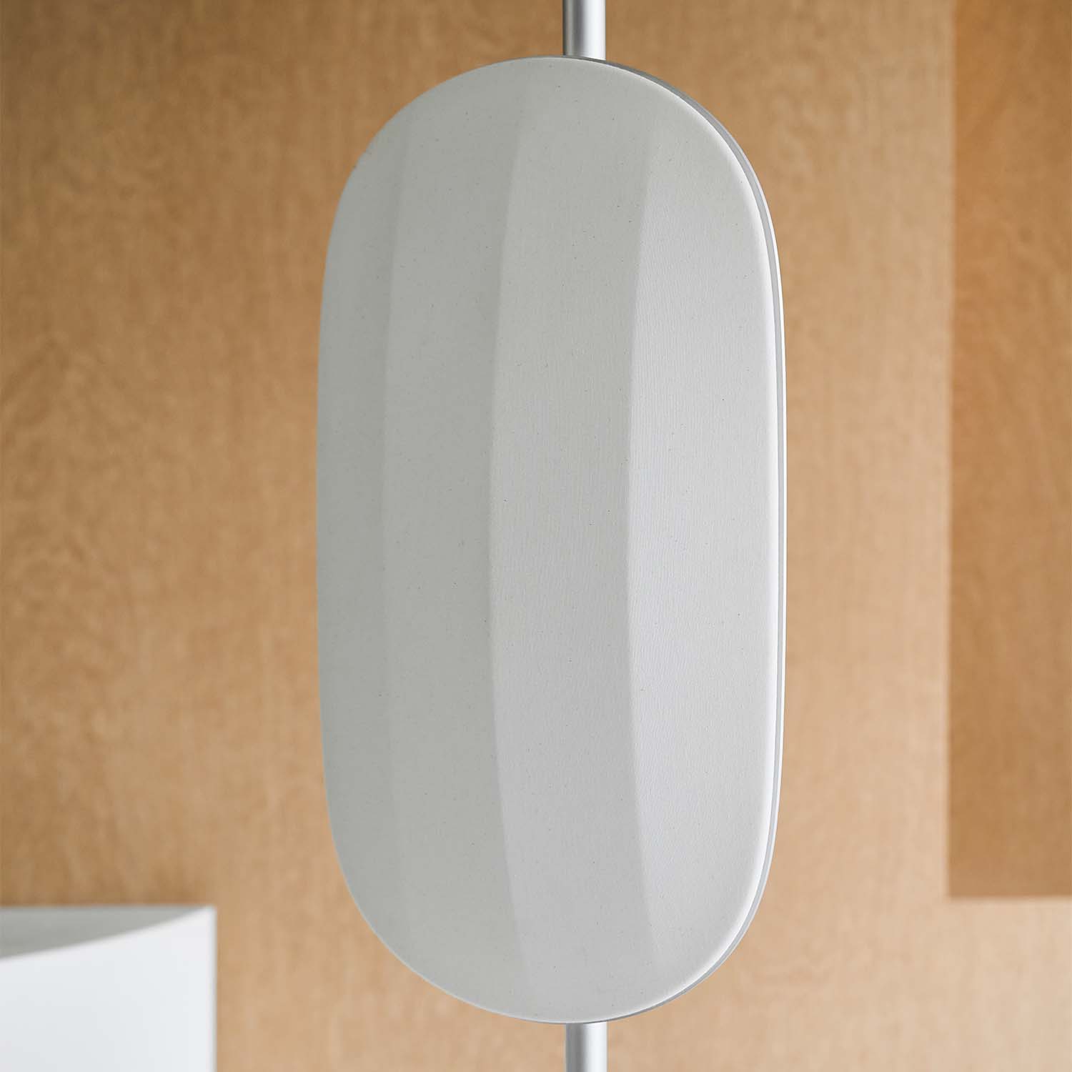 VOYAGE - Lampadaire sur pied en tissu et aluminium épuré design