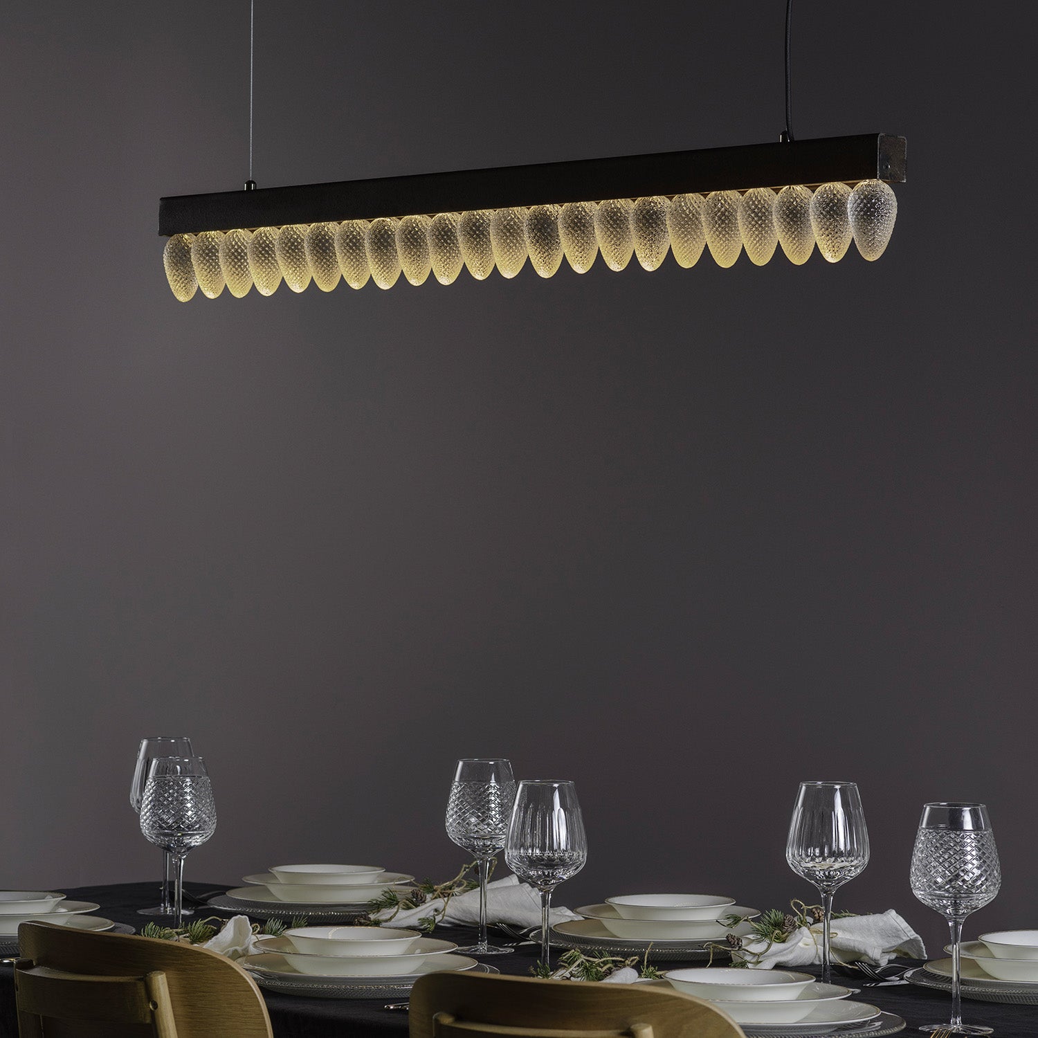 CRYSTAL CONE - Luxurious chandelier in steel and hand-blown glass