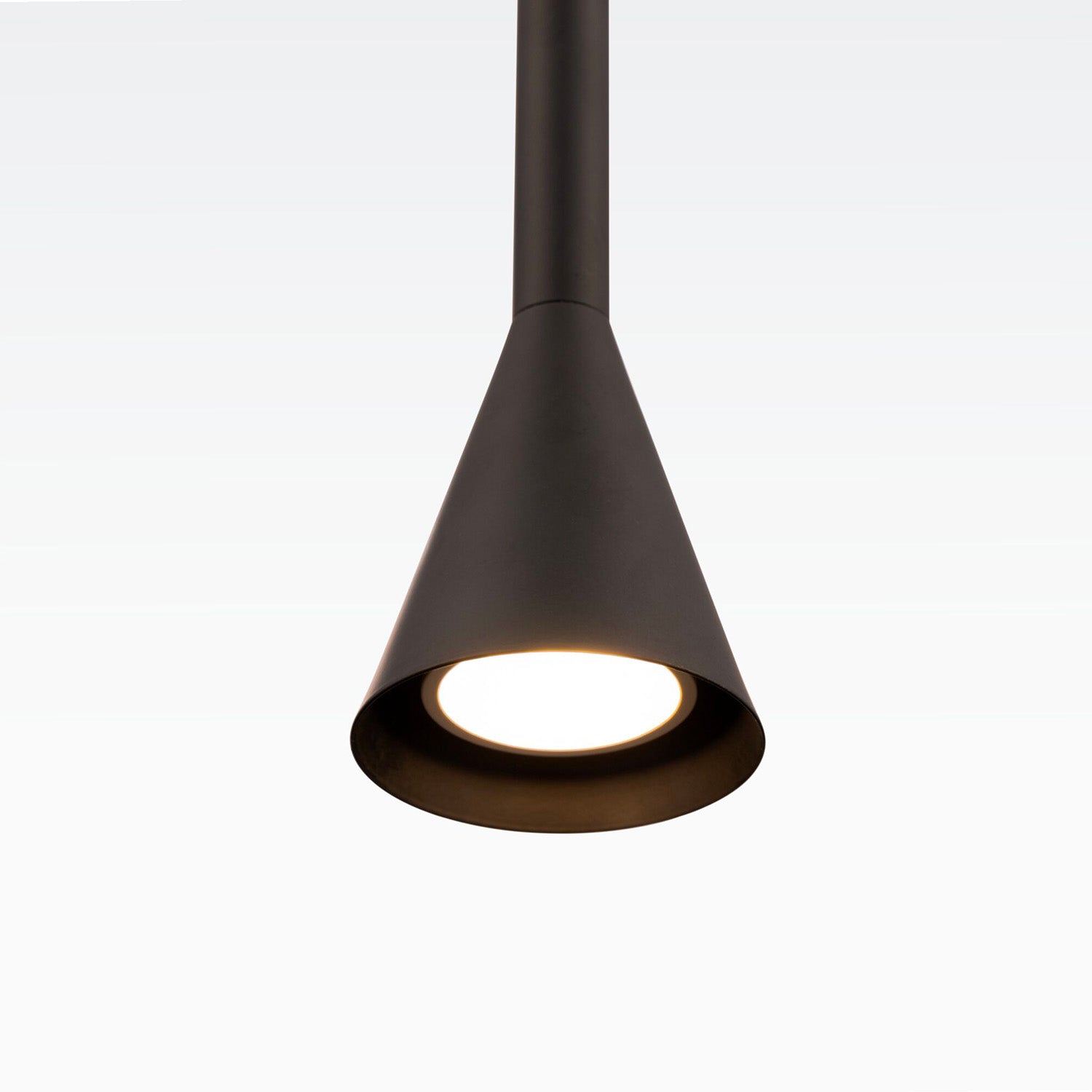 ARROW - Minimalist flute pendant light for kitchen island