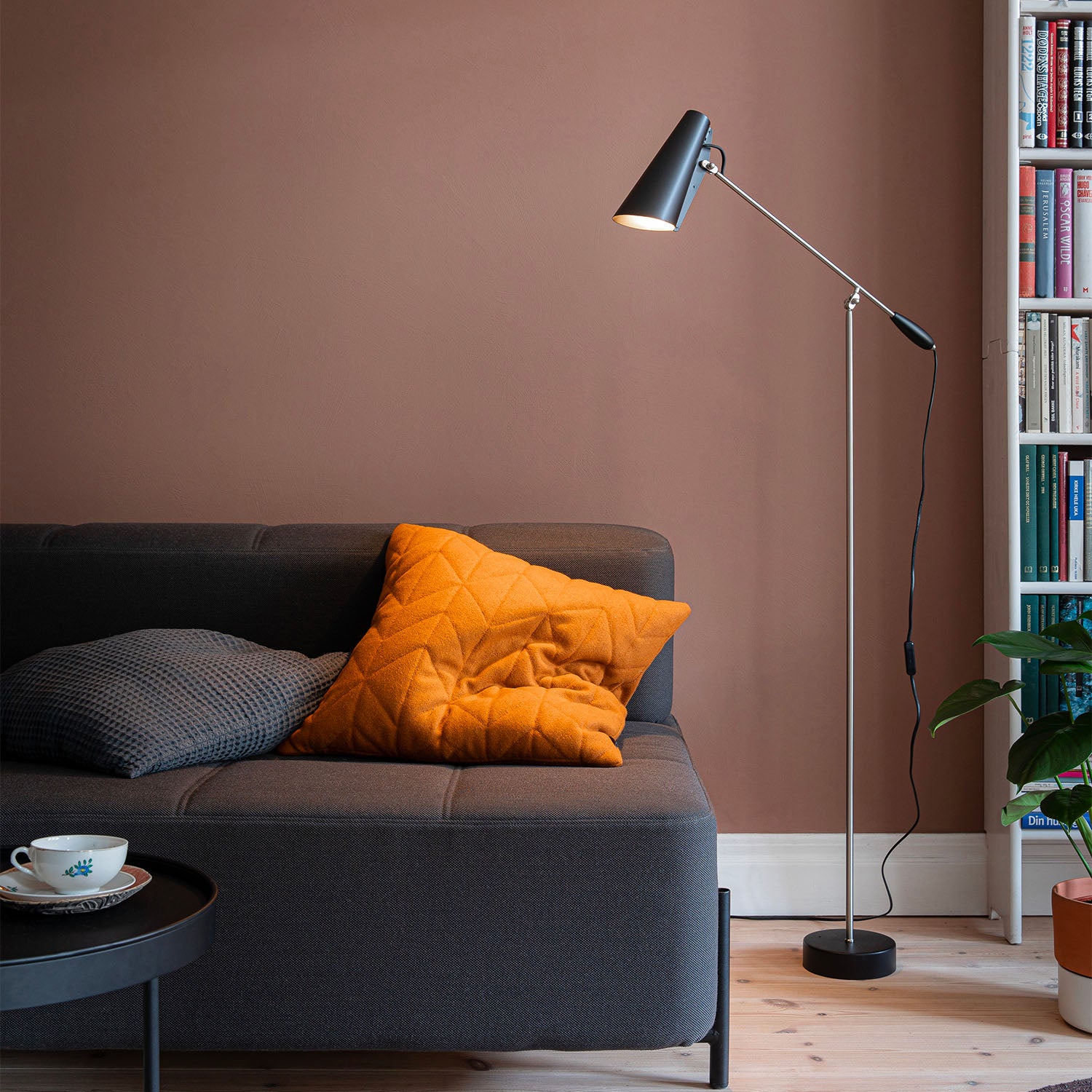 BIRDY - Industrial steel floor lamp for office