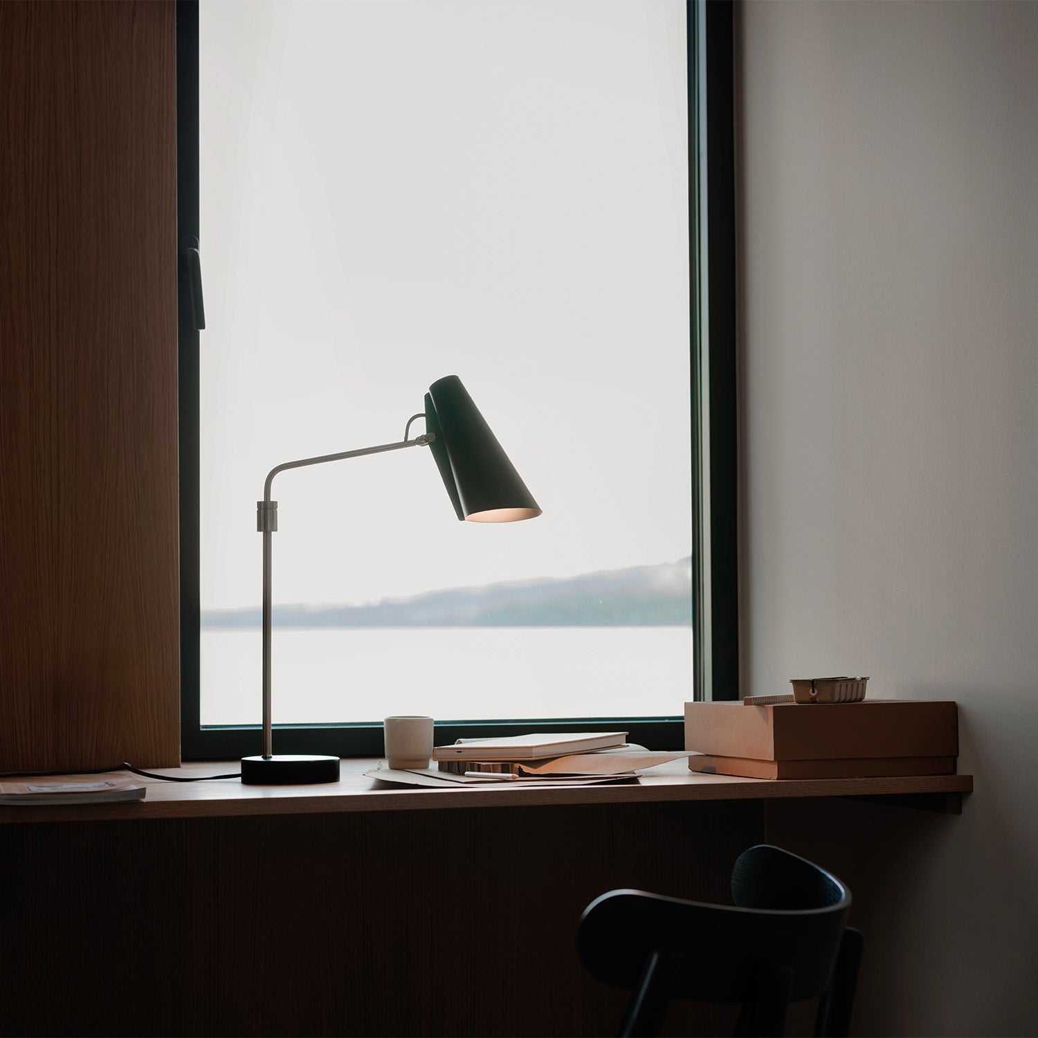 BIRDY SWING - Industrial steel bedside lamp for bedroom