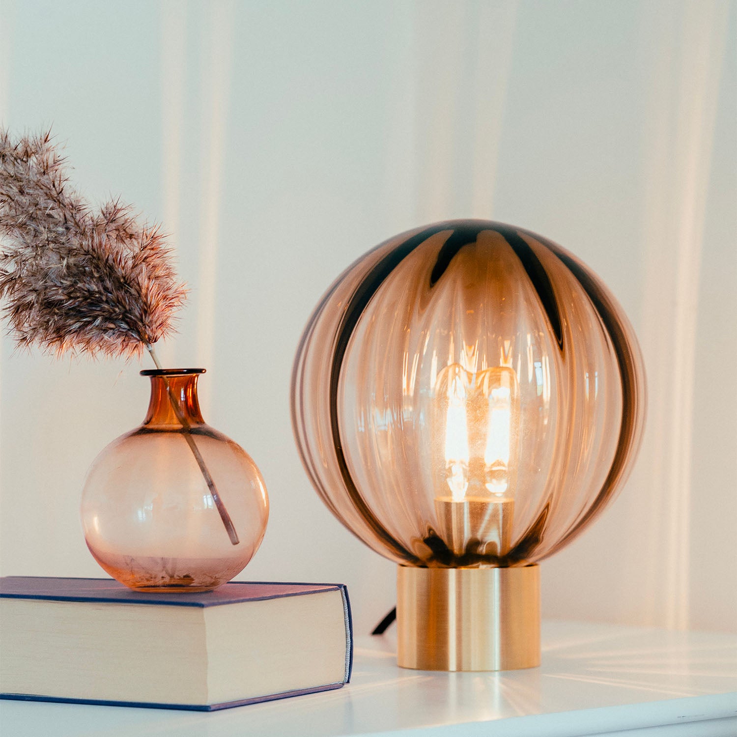 CHRYSTAL - Handblown glass bedside lamp