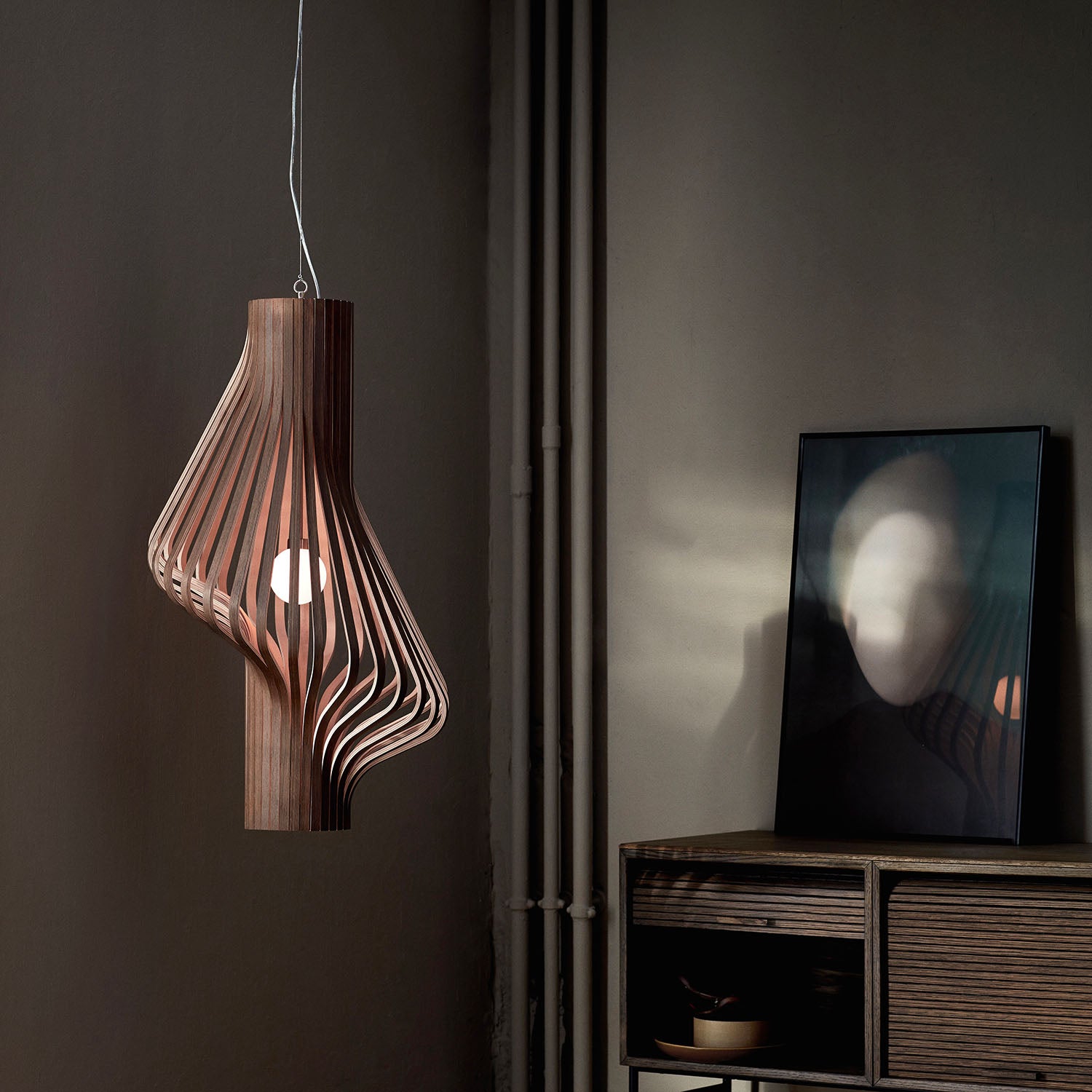 DIVA - Designer and handcrafted wooden pendant light suspension