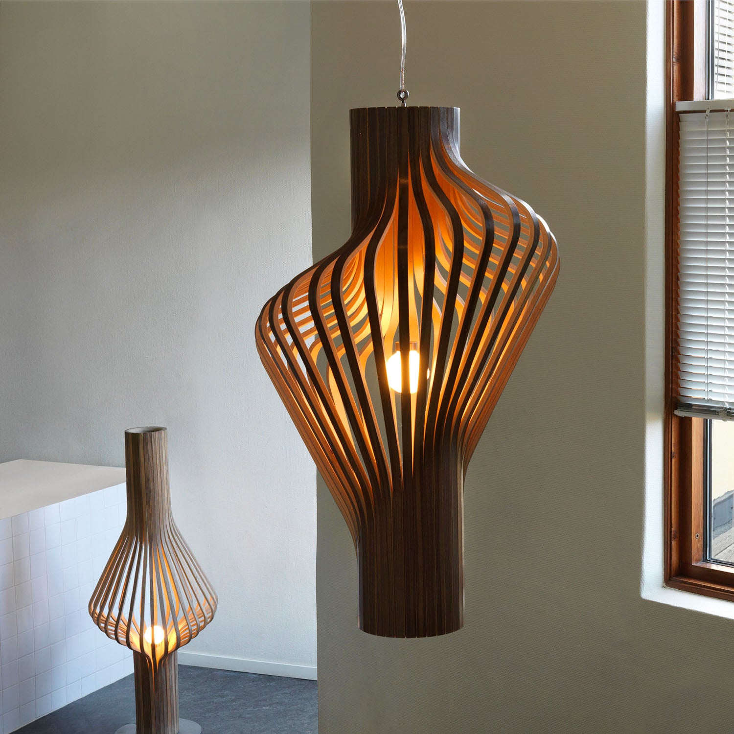 DIVA - Designer and handcrafted wooden pendant light suspension