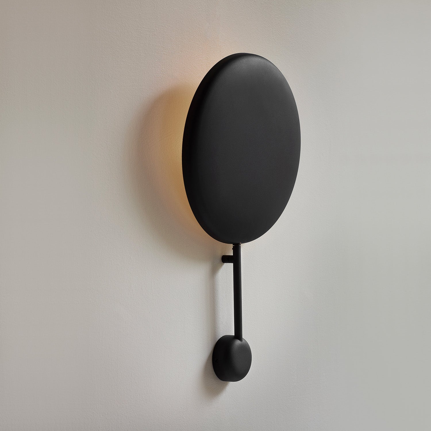 INK - Aplique de pared original y de diseño en acero negro