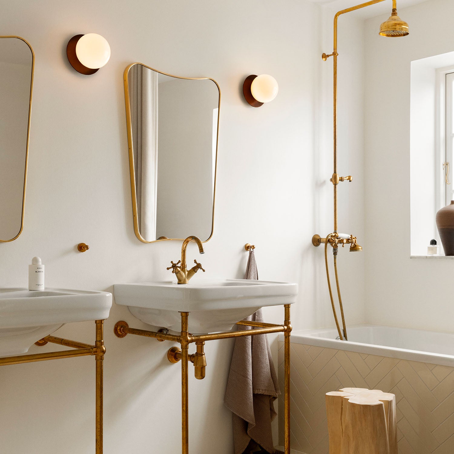 LIILA 1 Opal Wall - Applique murale élégante et design de luxe