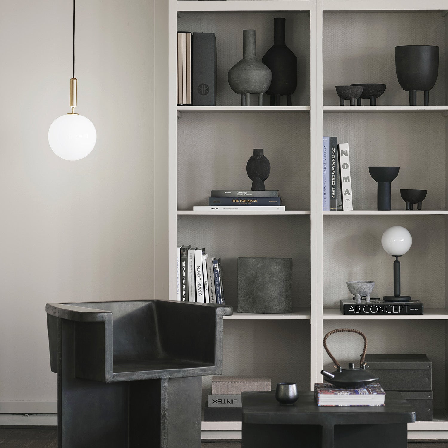 MIIRA 1 Opal - elegante und minimalistische Hängeleuchte, goldfarben oder schwarz