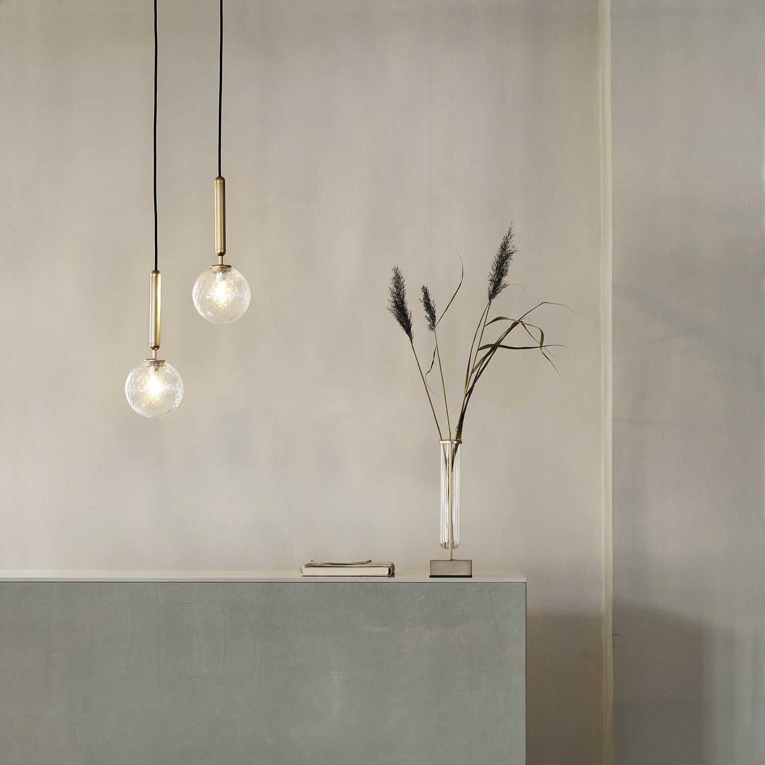 MIIRA 1 Optic - Elegante und minimalistische Pendelleuchte, goldfarben oder schwarz