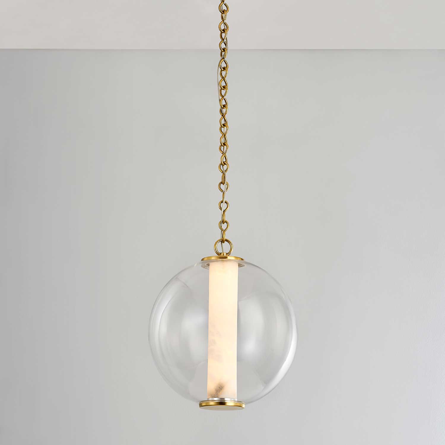 Pietra - Suspension LED en verre boule et en laiton doré design