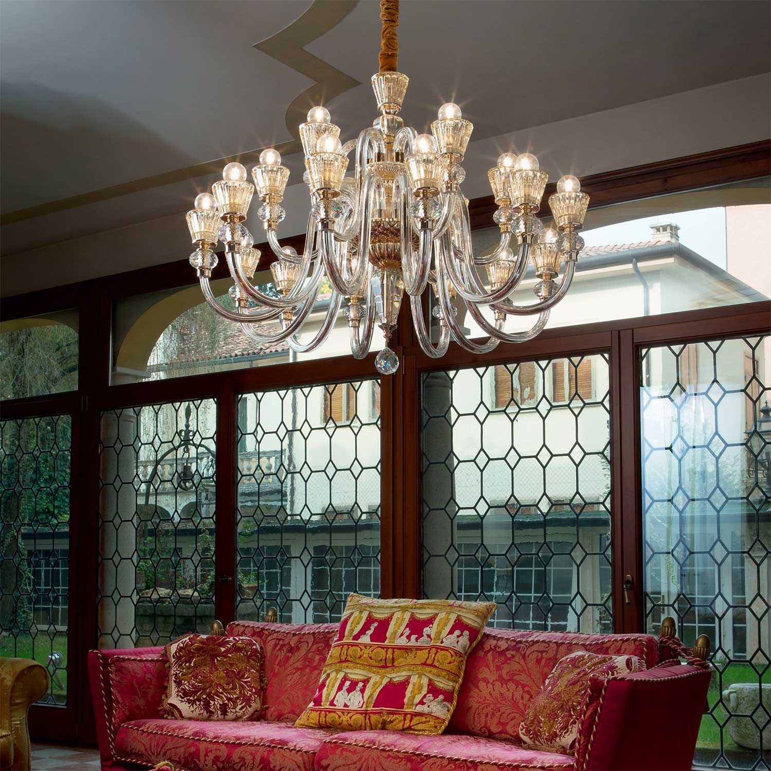 Strauss - Lustre chandelier en métal à pampilles château