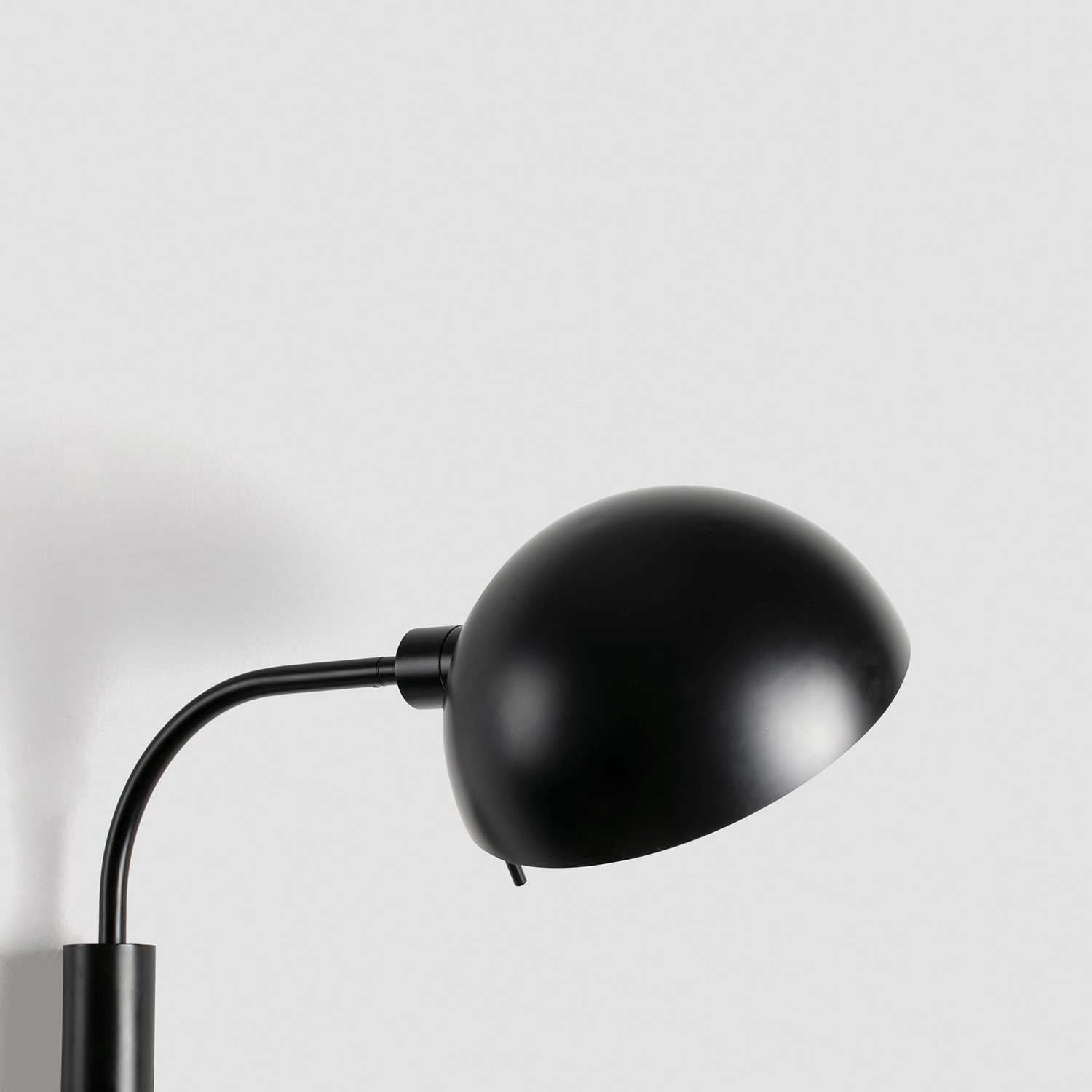 Dominica - Original steel wall light for modern living room