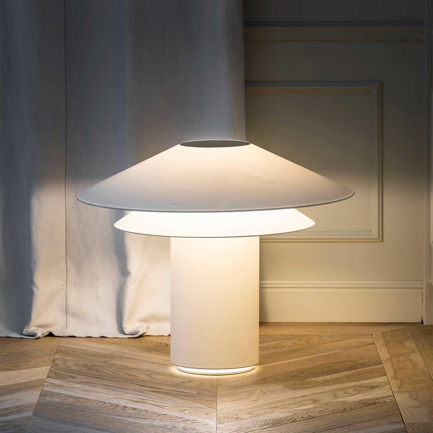 Shan - Japanische Nachttischlampe fürs Schlafzimmer