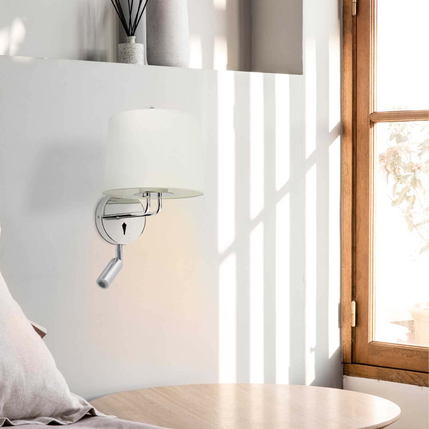 Montreal - Aplique de pared lectora para habitación de hotel elegante