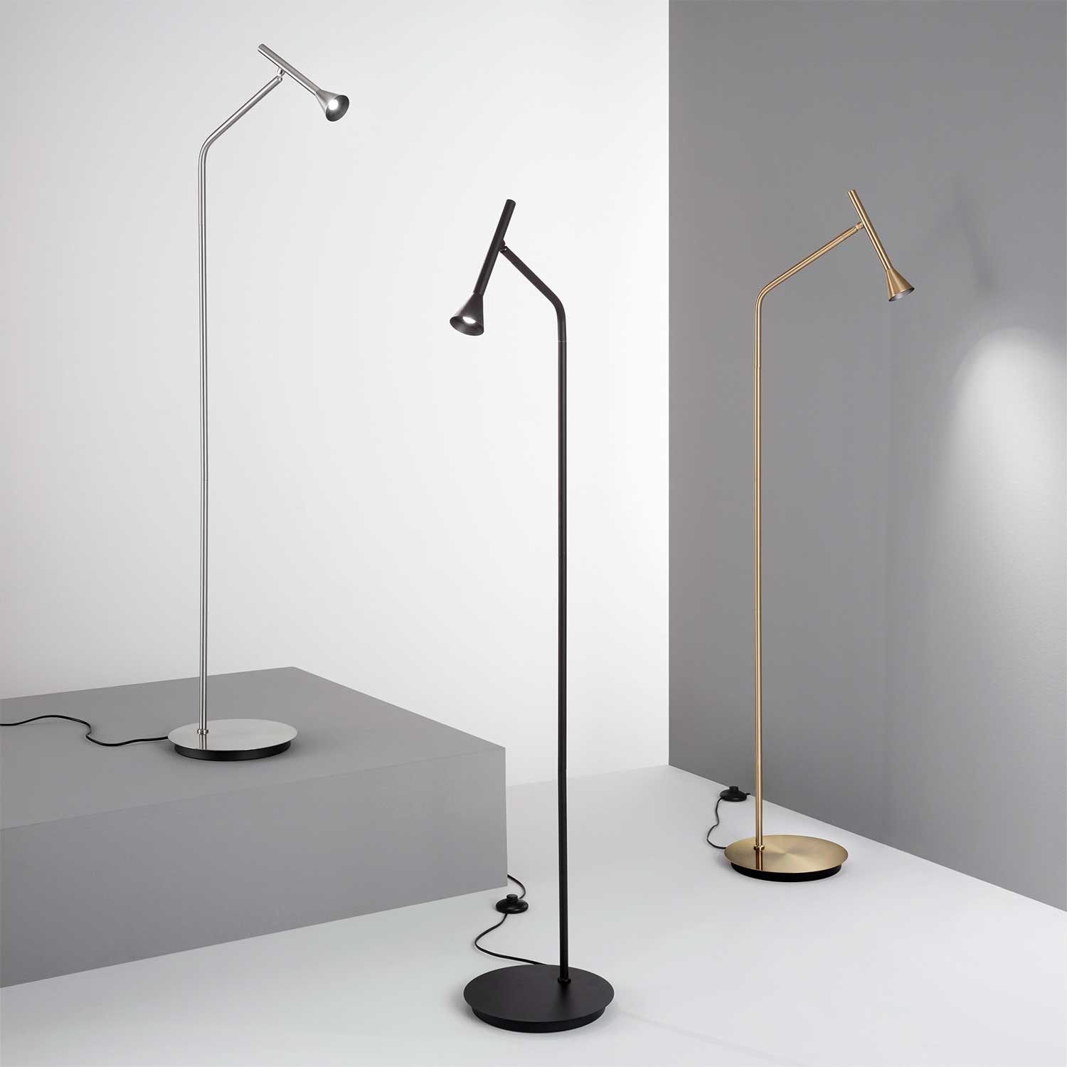 DIESIS - Minimalist design adjustable floor lamp