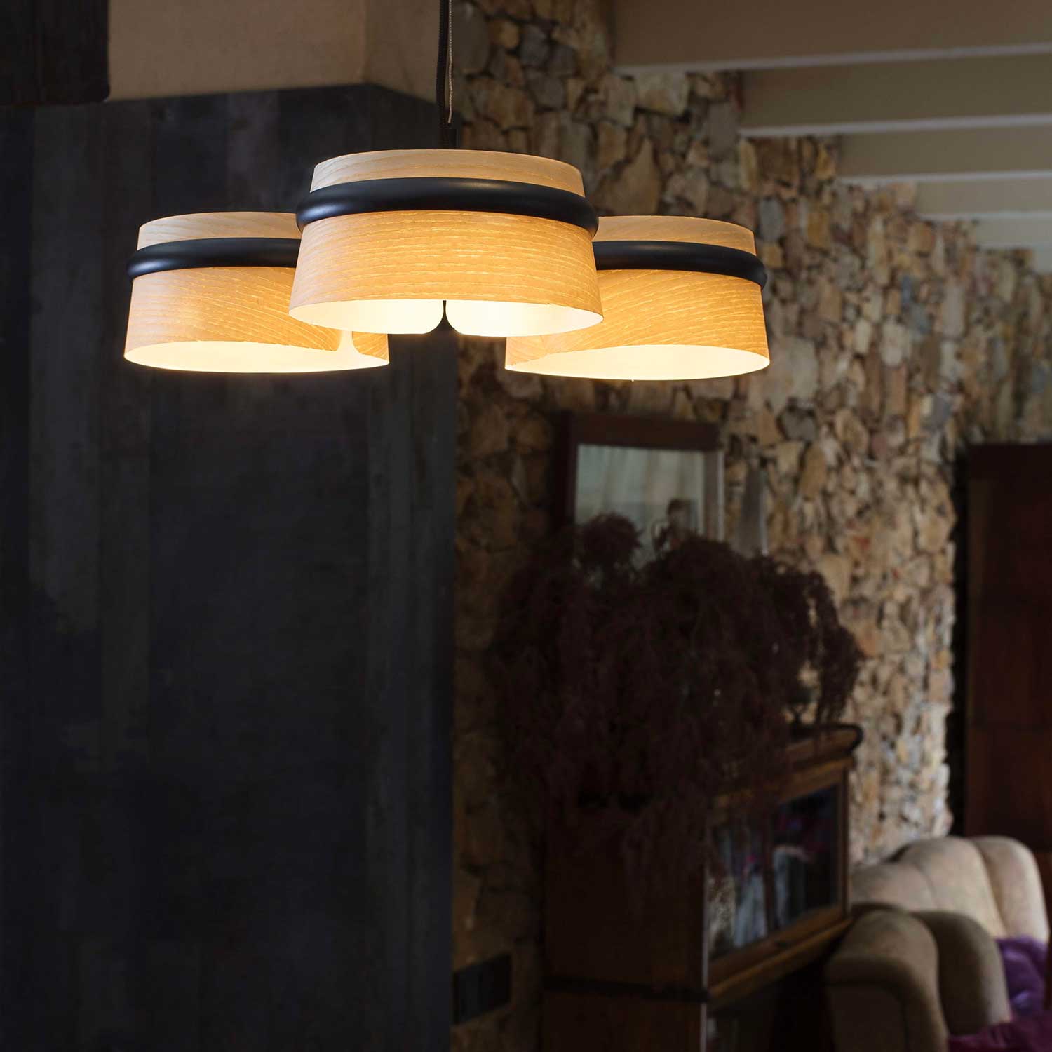 Loop - Lustre abat-jour bois pour salon moderne