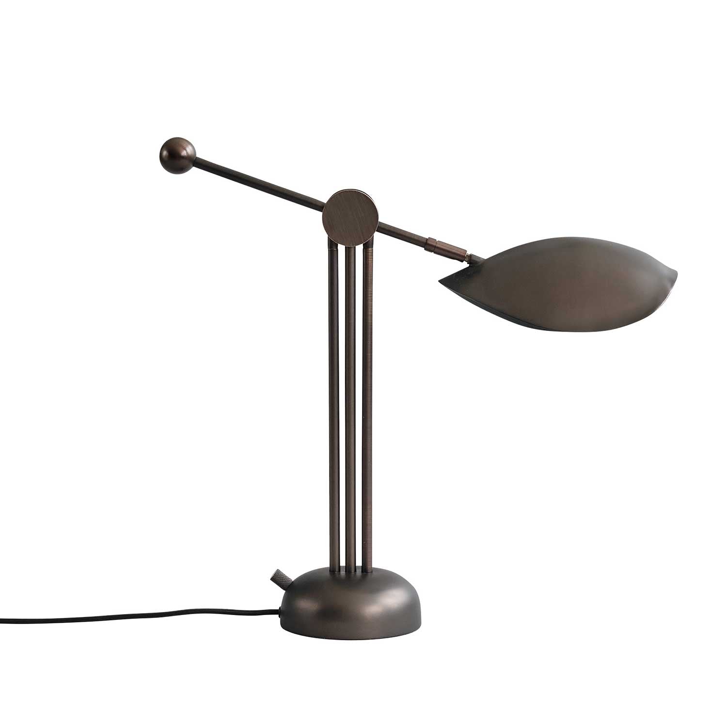 Stingray Table - Lampe à poser brutaliste en bronze pour bureau design
