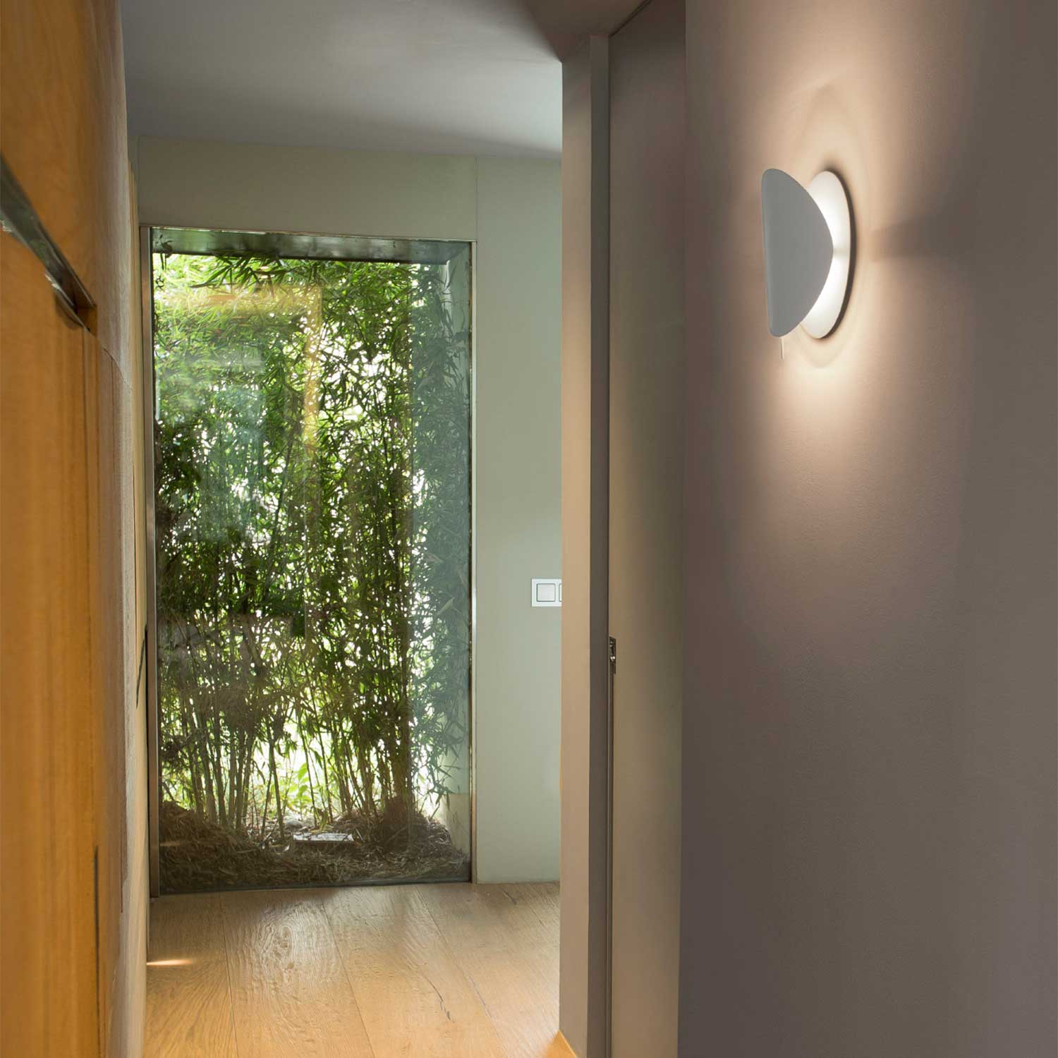 Ovo - Aplique de pared blanco de diseño para dormitorio