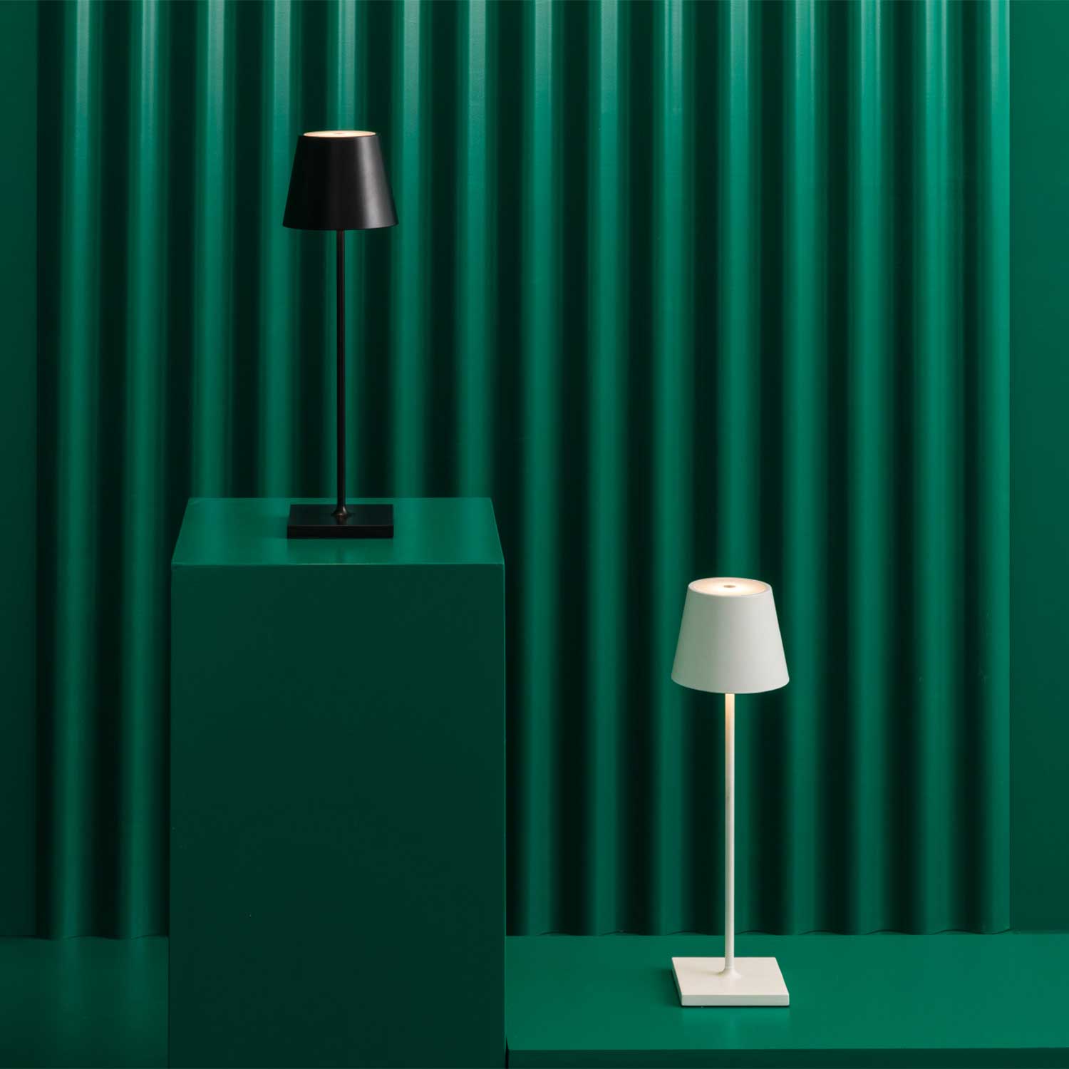 Toc - Lampe sans fil tactile moderne pour terrasse
