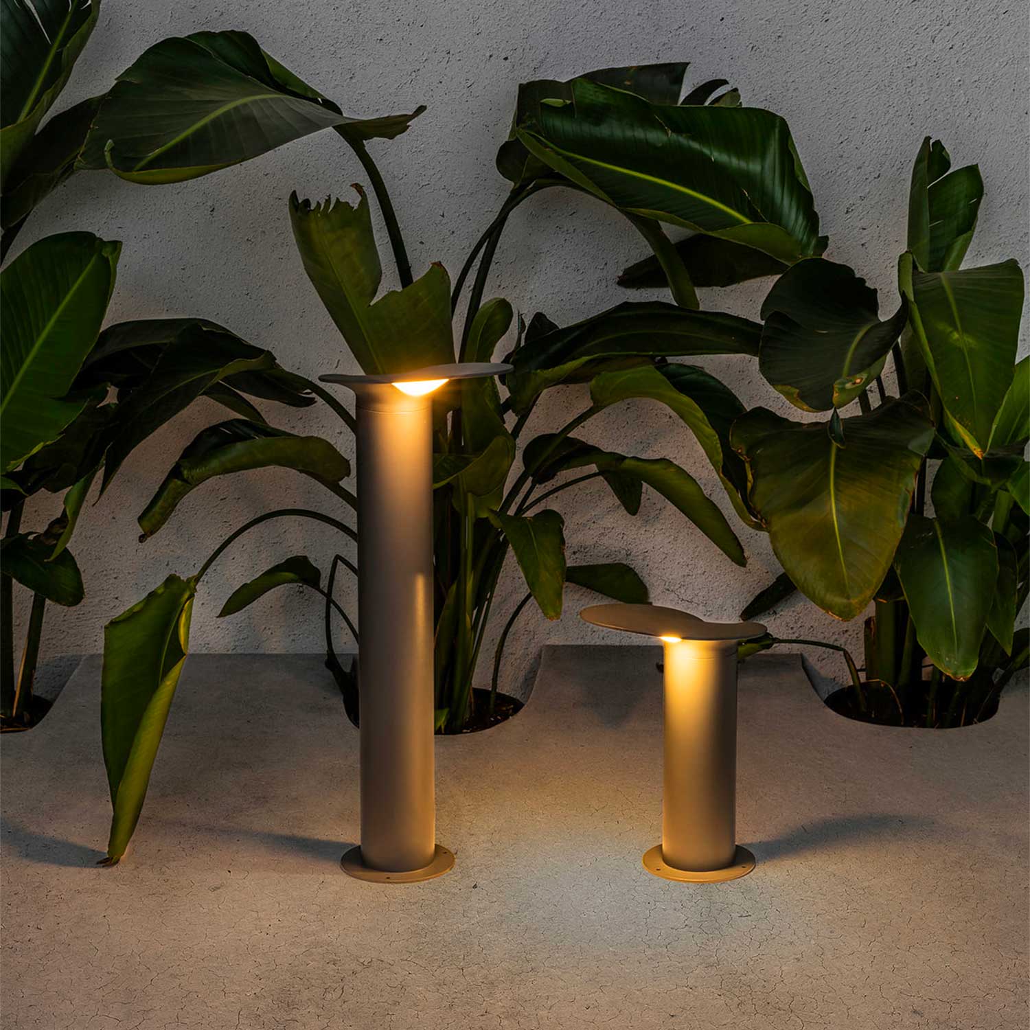 Lotus - Balisage led extérieur design contemporain