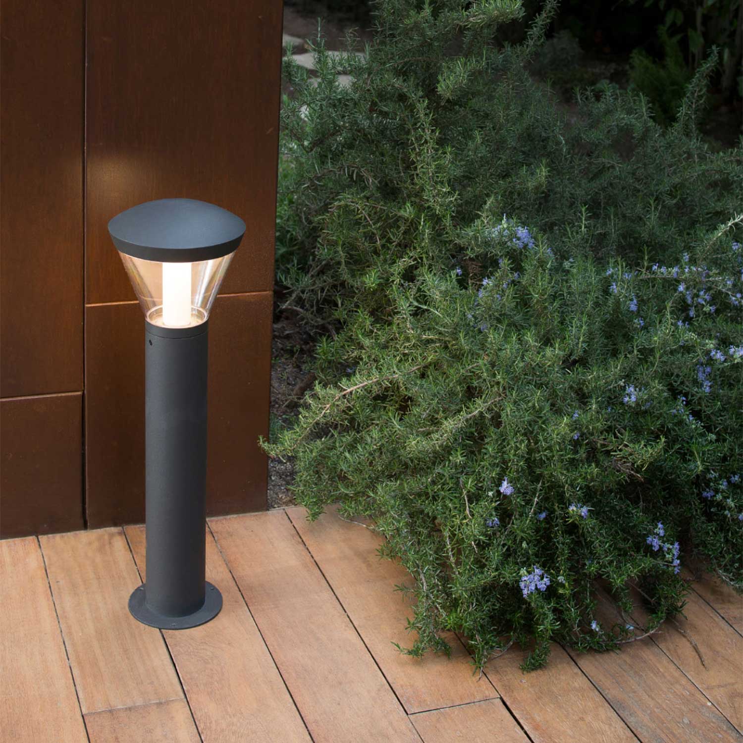 Shelby - Lámpara baliza led de jardín estilo moderno
