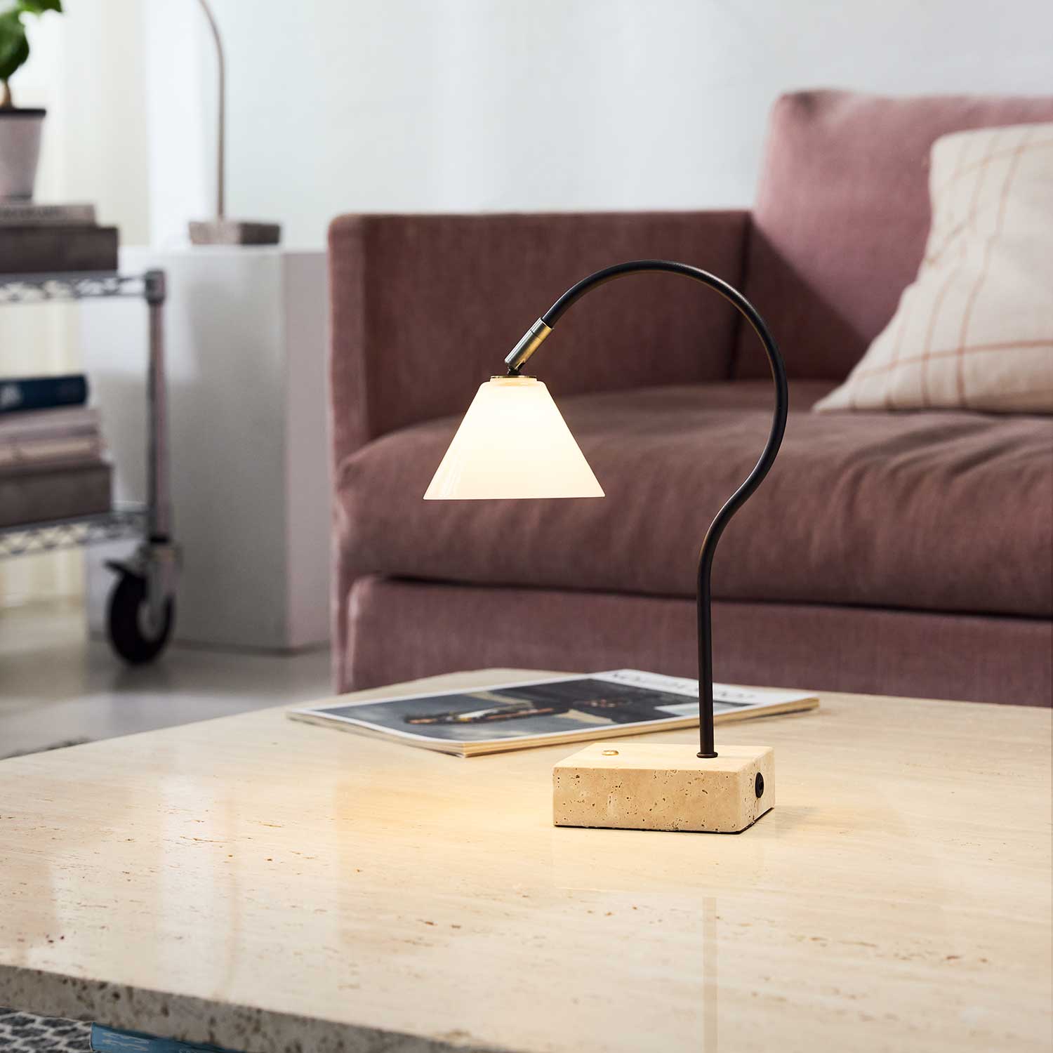 Question - Lampe sans-fil LED design rechargeable en travertin