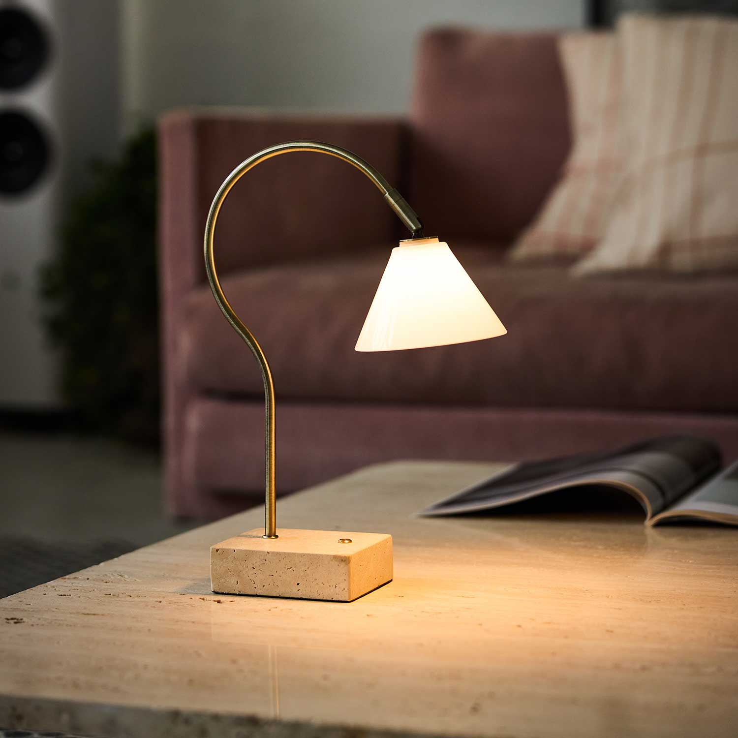 Question - Lampe sans-fil LED design rechargeable en travertin