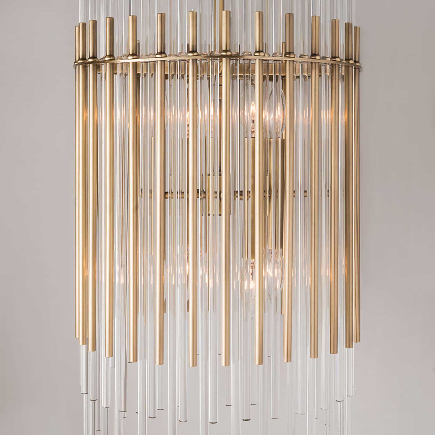 Wallis - Chic chandelier in brass or steel and modern glass