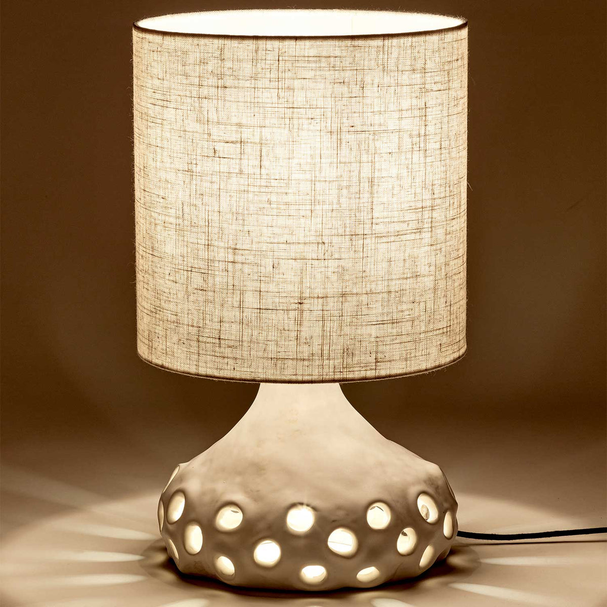 Oya 01 - Lampe à poser en grès