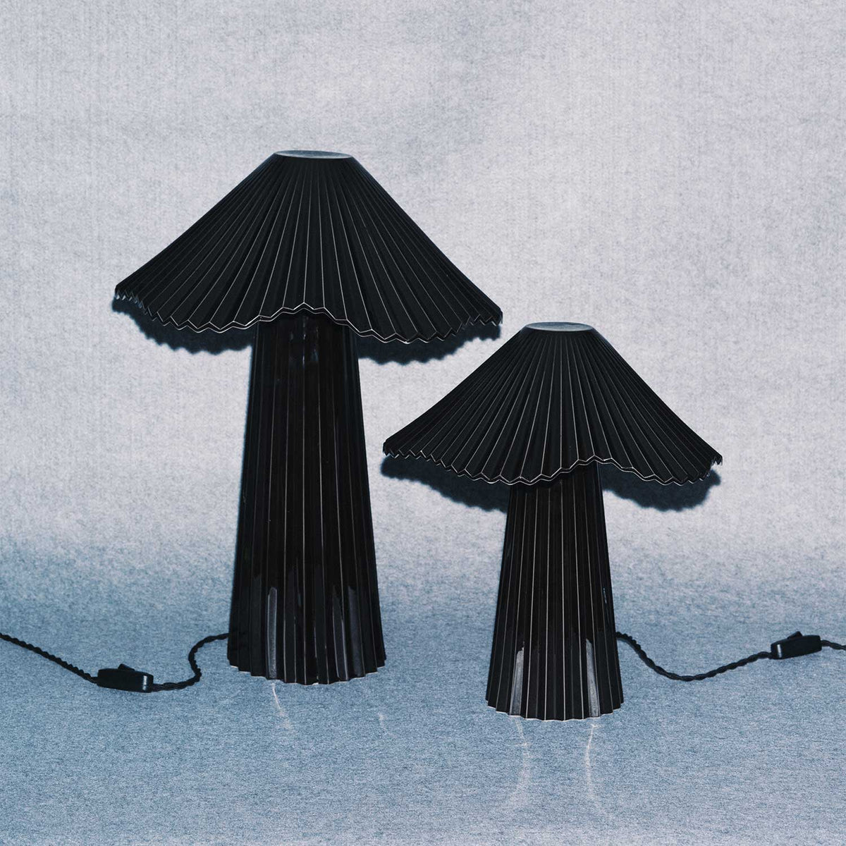 Uala - Lampe à poser en porcelaine fine